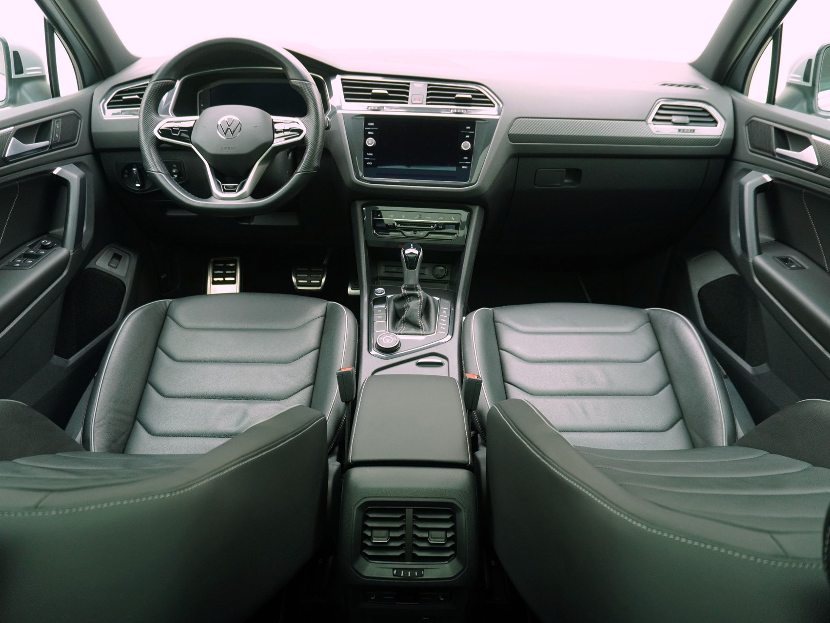 VW Tiguan 2.0 TSI DSG R-Line 4Motion