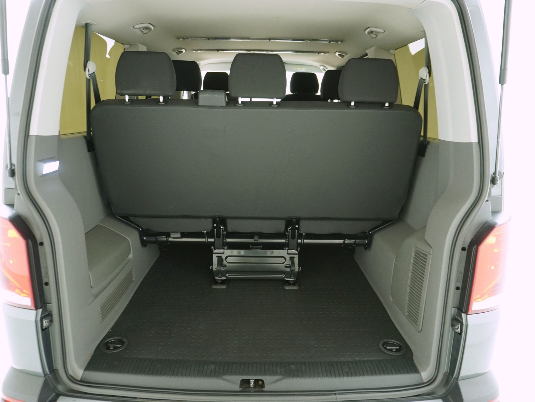 VW T6.1 Caravelle 2.0 TDI Liberty 4Motion **8-Plätzer**