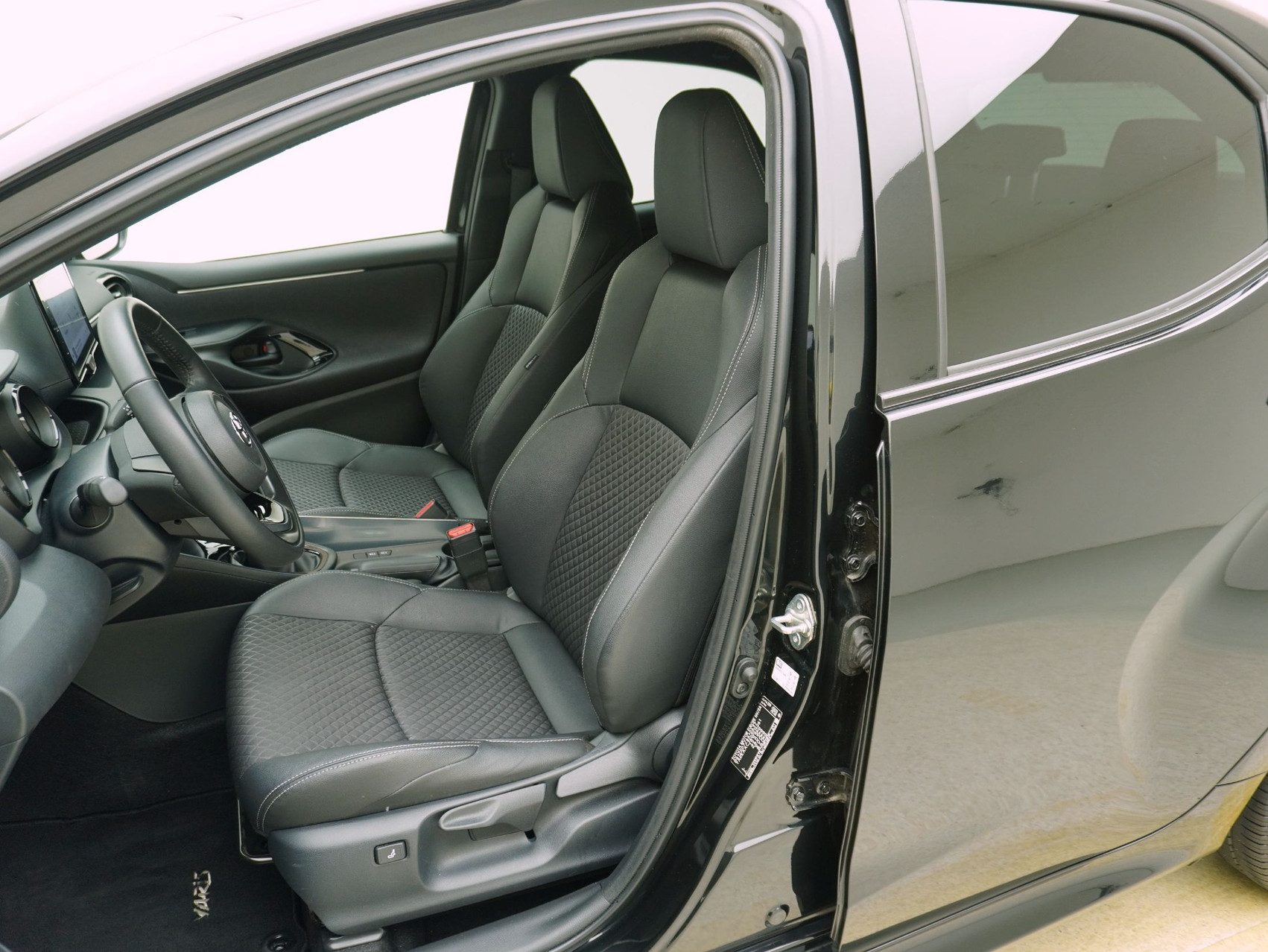 TOYOTA Yaris 1.5 VVT-iE Move
