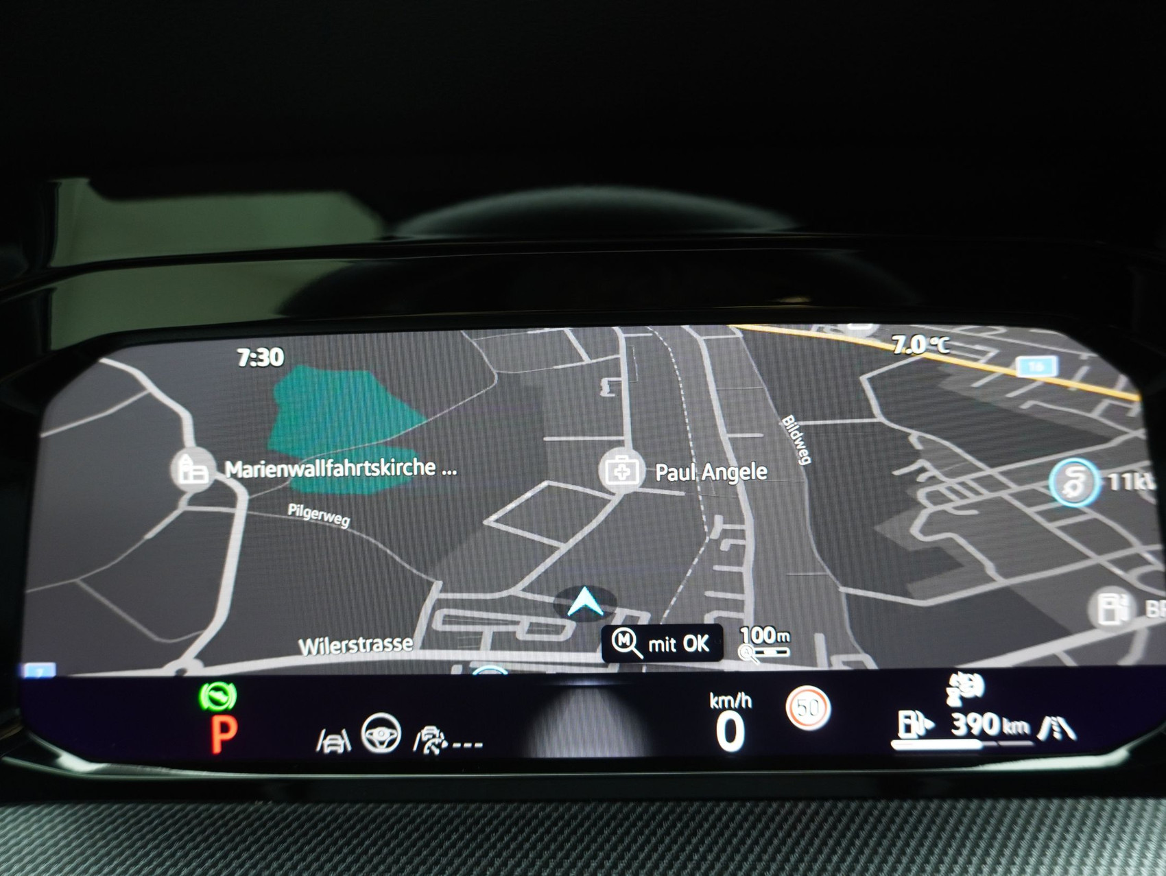 VW Golf 8.5 2.0 TSI DSG R Black Edition 4Motion (2025)