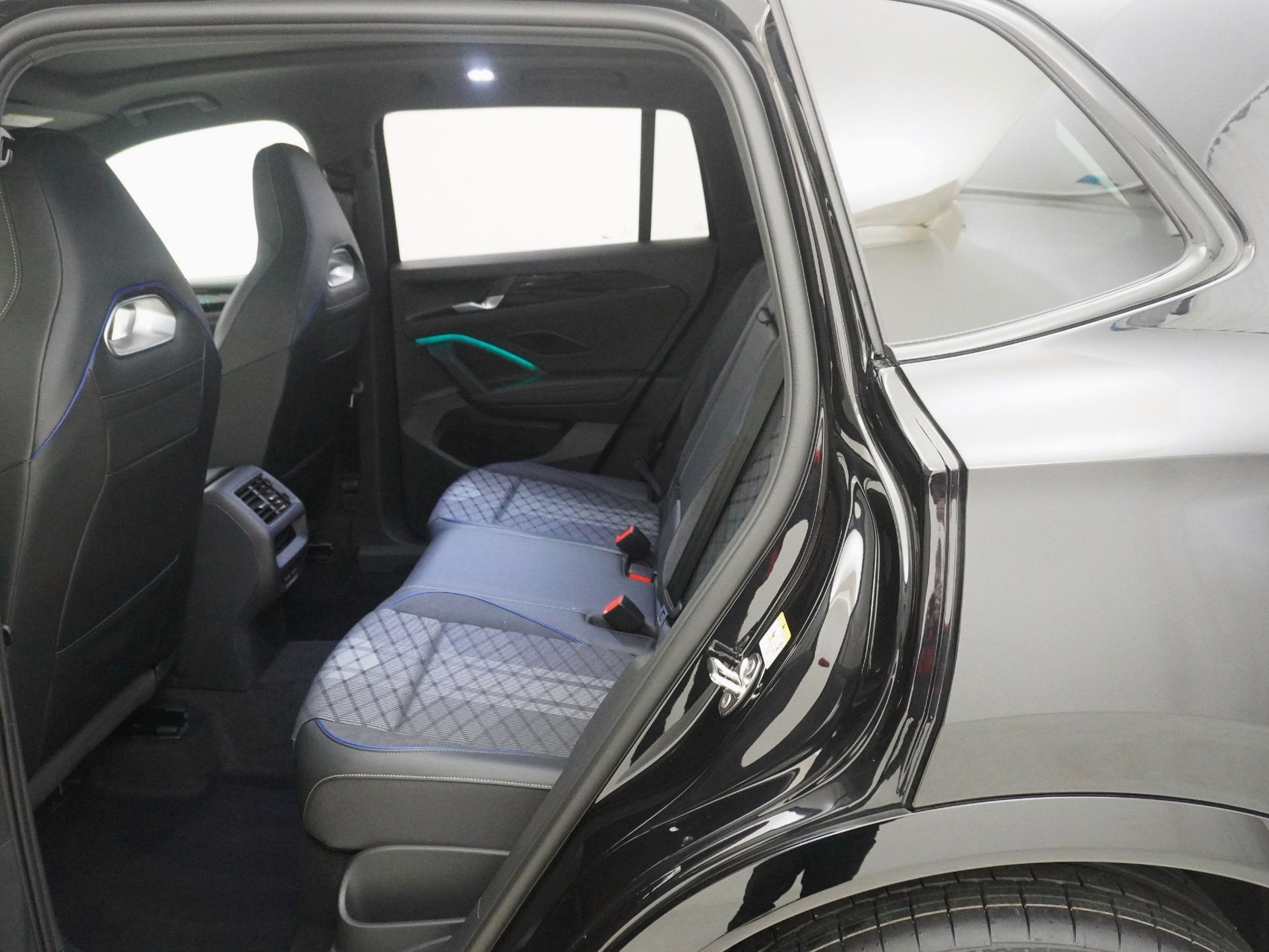 VW Tiguan 2.0 TSI R-Line 4motion