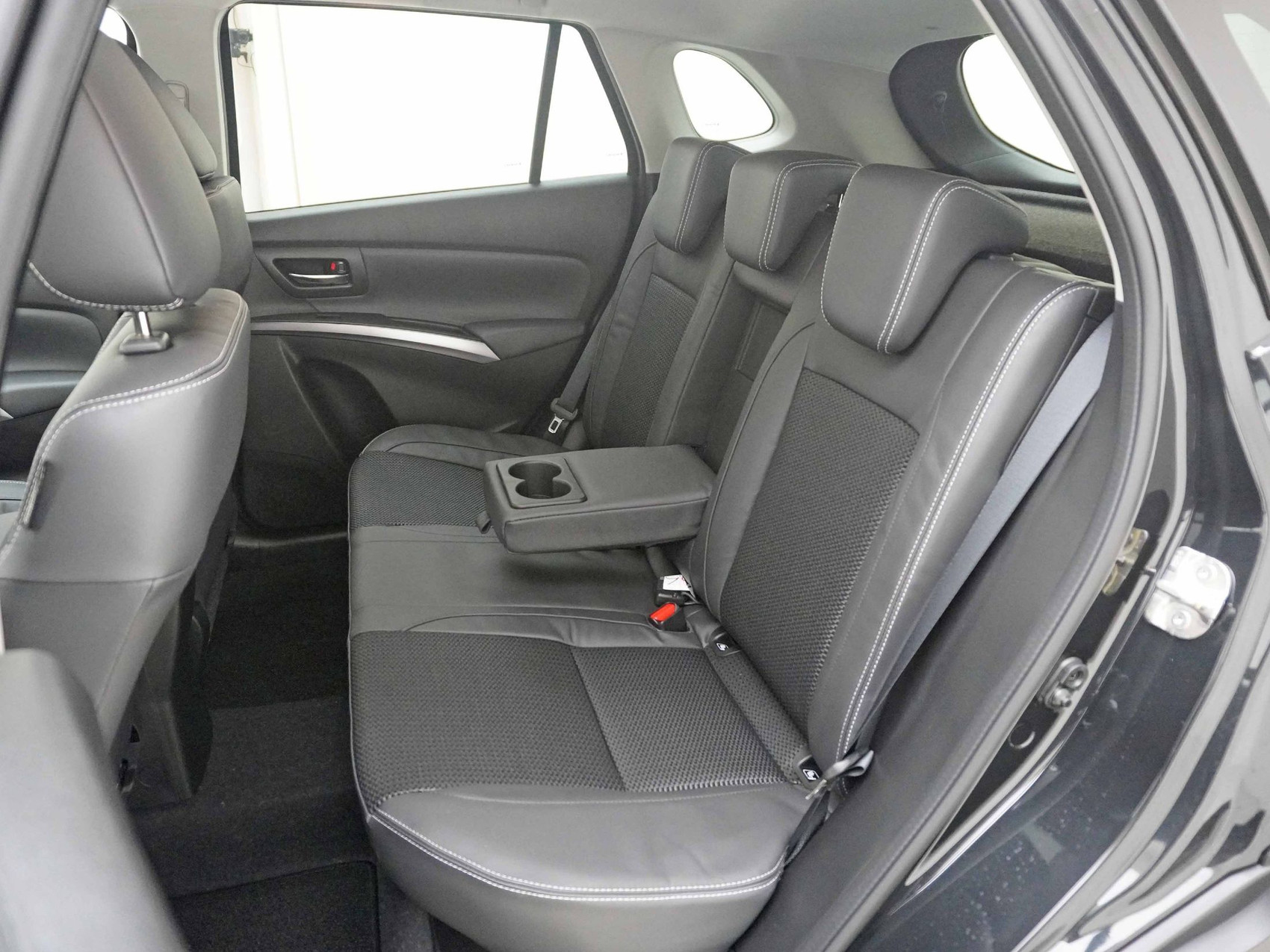 SUZUKI S-Cross 1.4 T Compact Top Hybrid 4×4