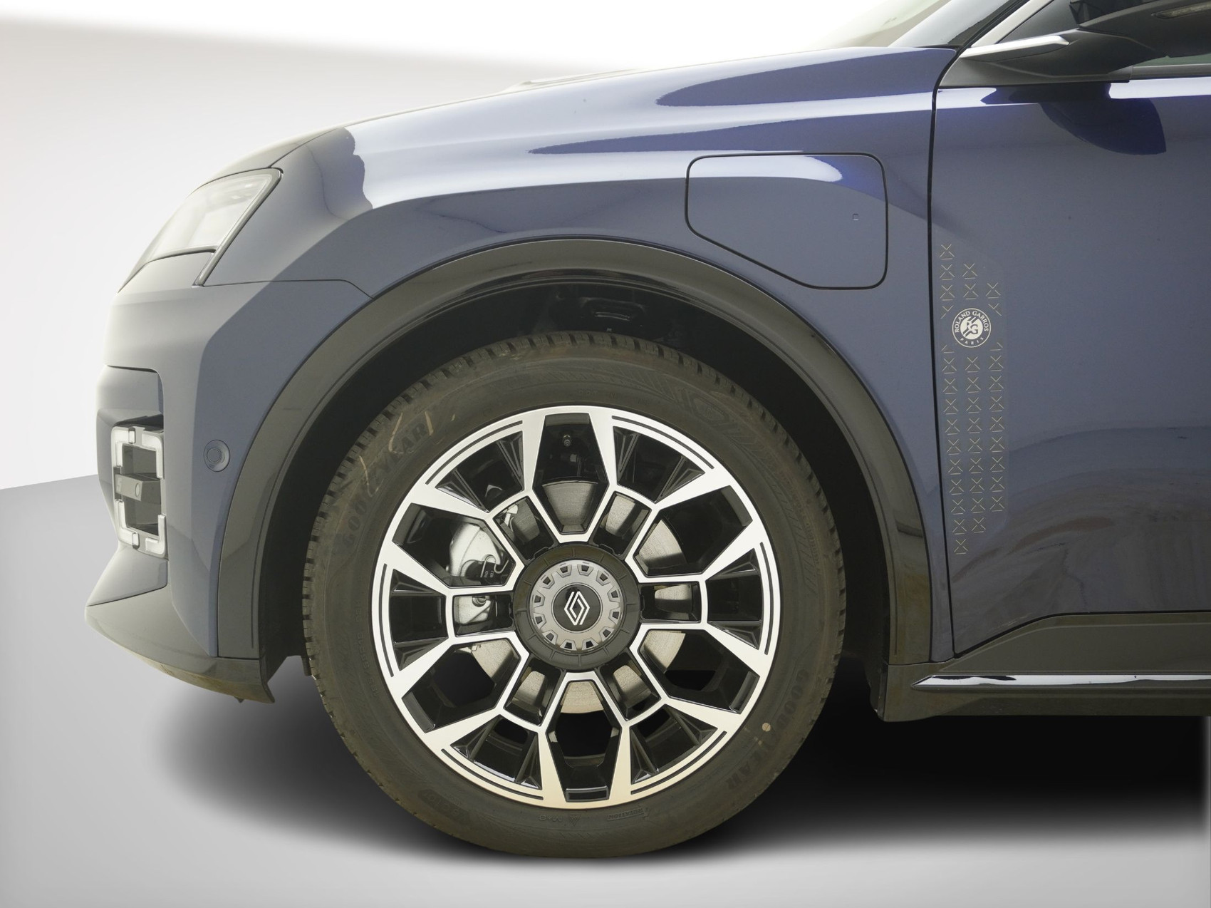 RENAULT R5 E-Tech Comfort Range Roland Garros