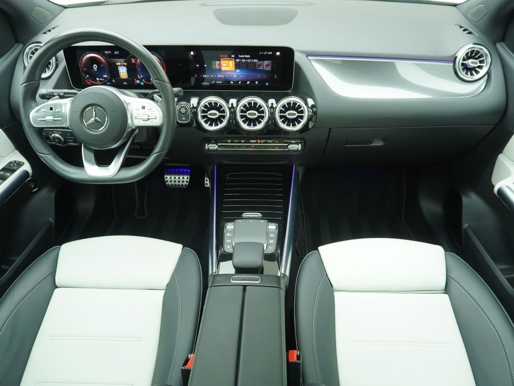 MERCEDES-BENZ B-Klasse B 250 AMG Line 4matic