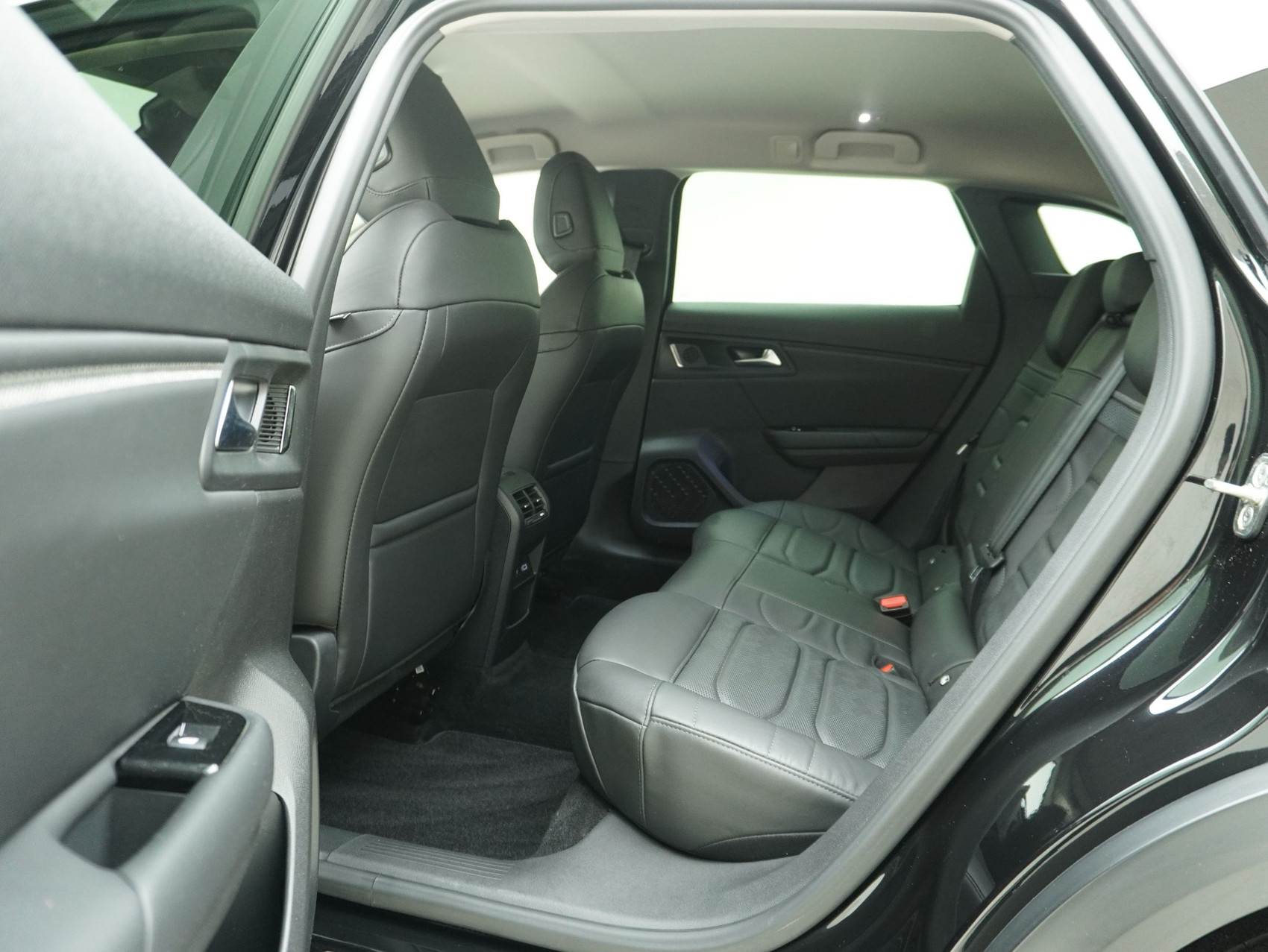CITROËN C5 X 1.6 PureTech Shine