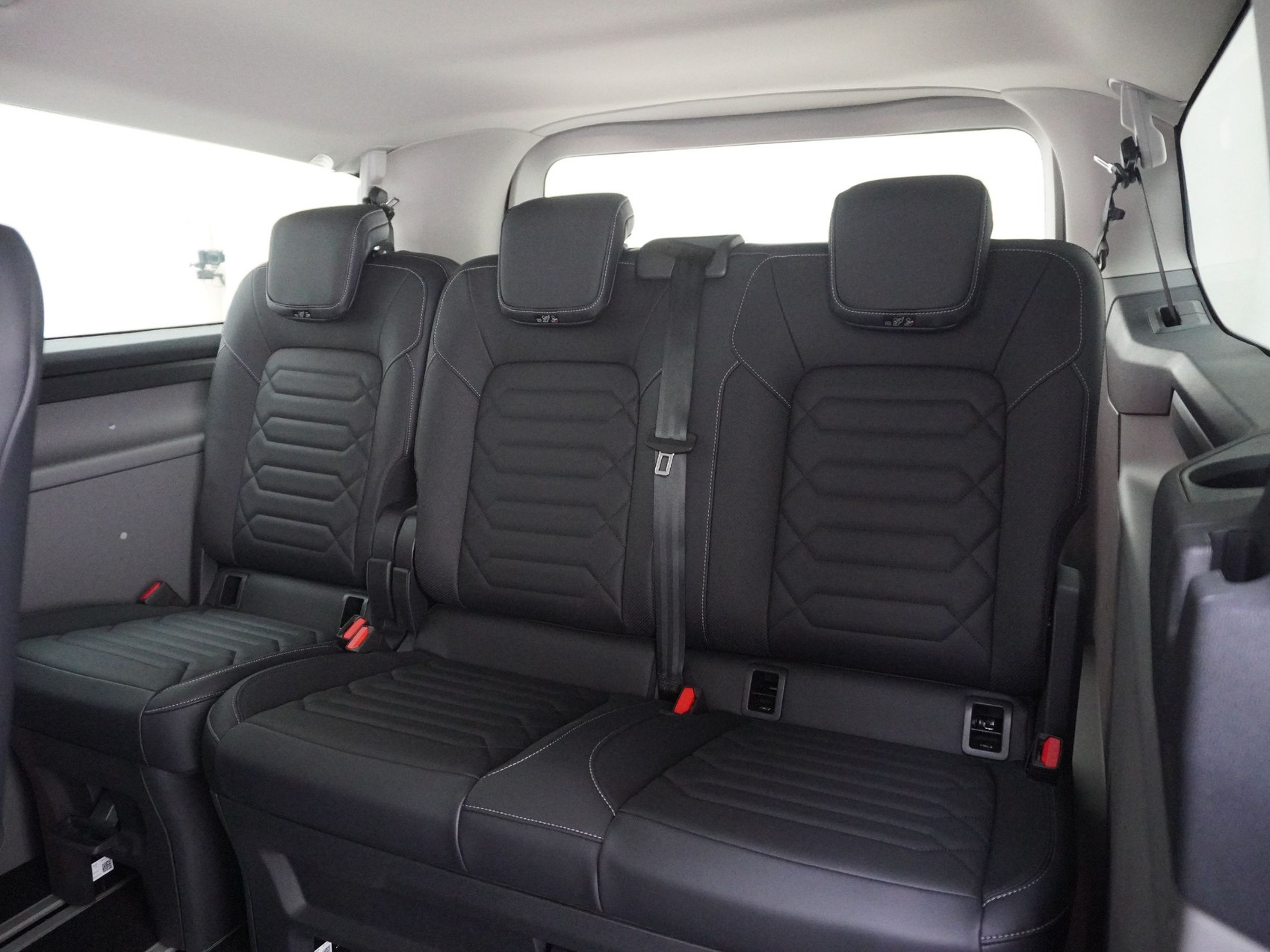 FORD Tourneo Custom L2 2.5 Duratec Plug-in-Hybrid Titanium X