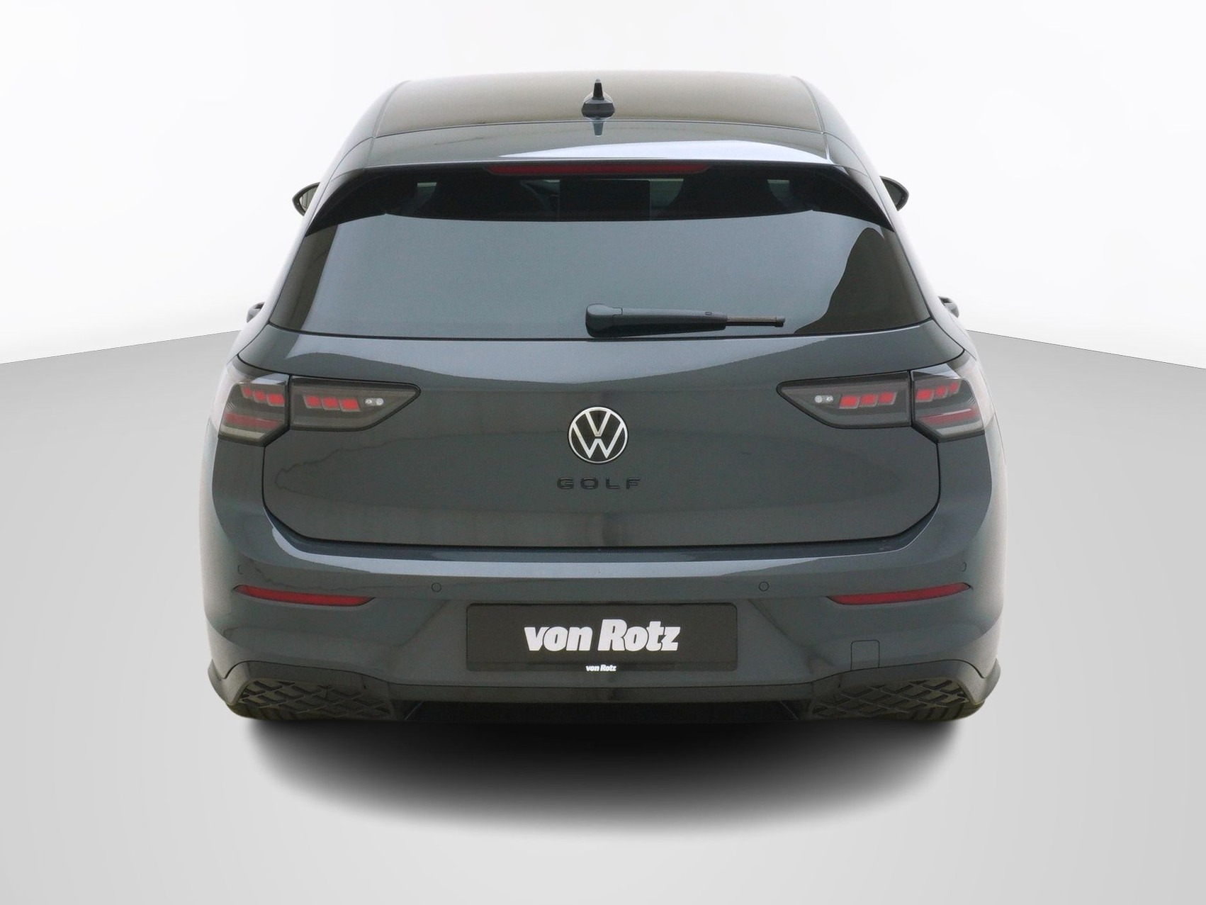 VW Golf VIII 1.5 eTSI R-Line DSG