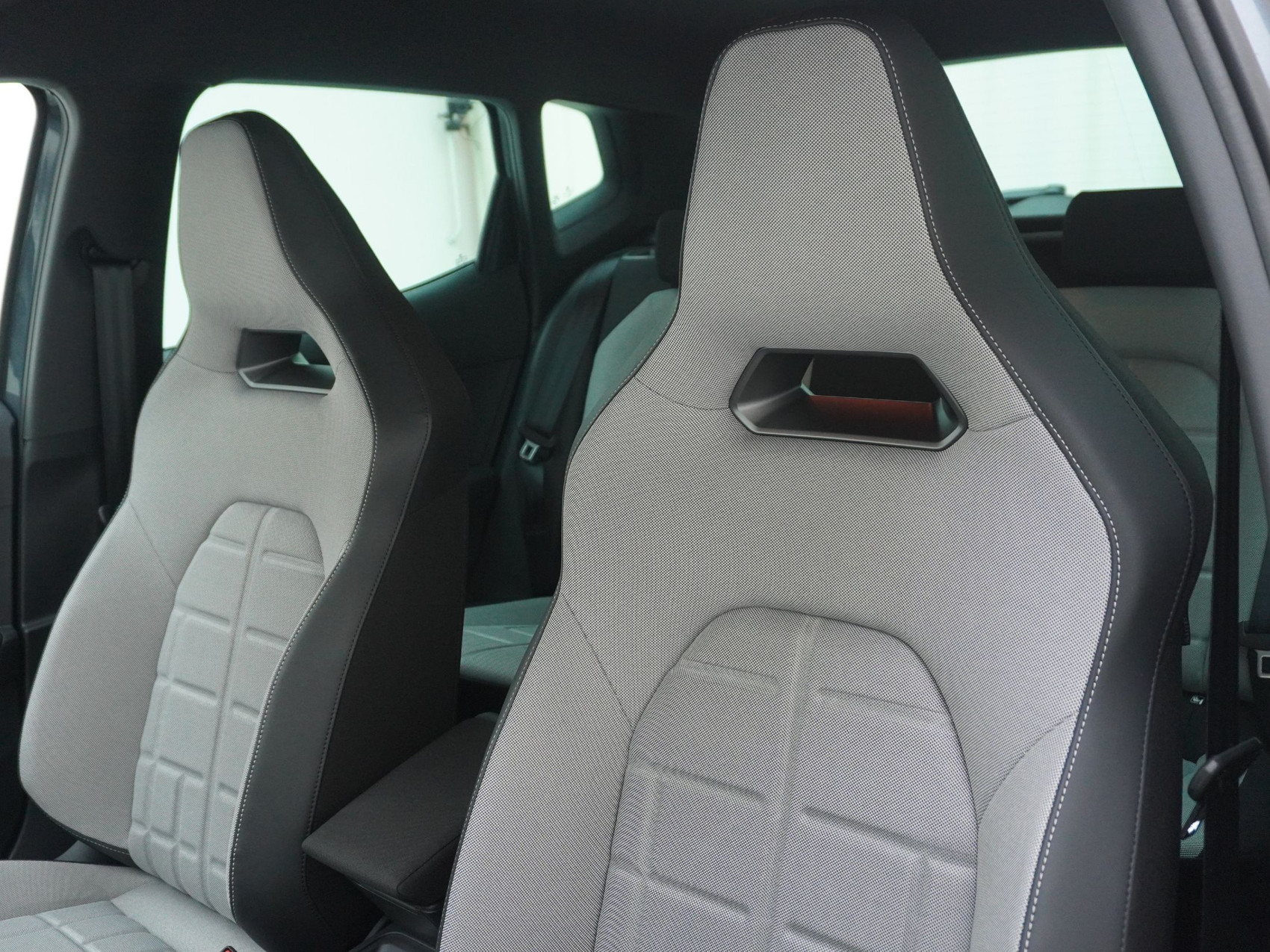 SEAT Arona 1.5 TSI FR DSG