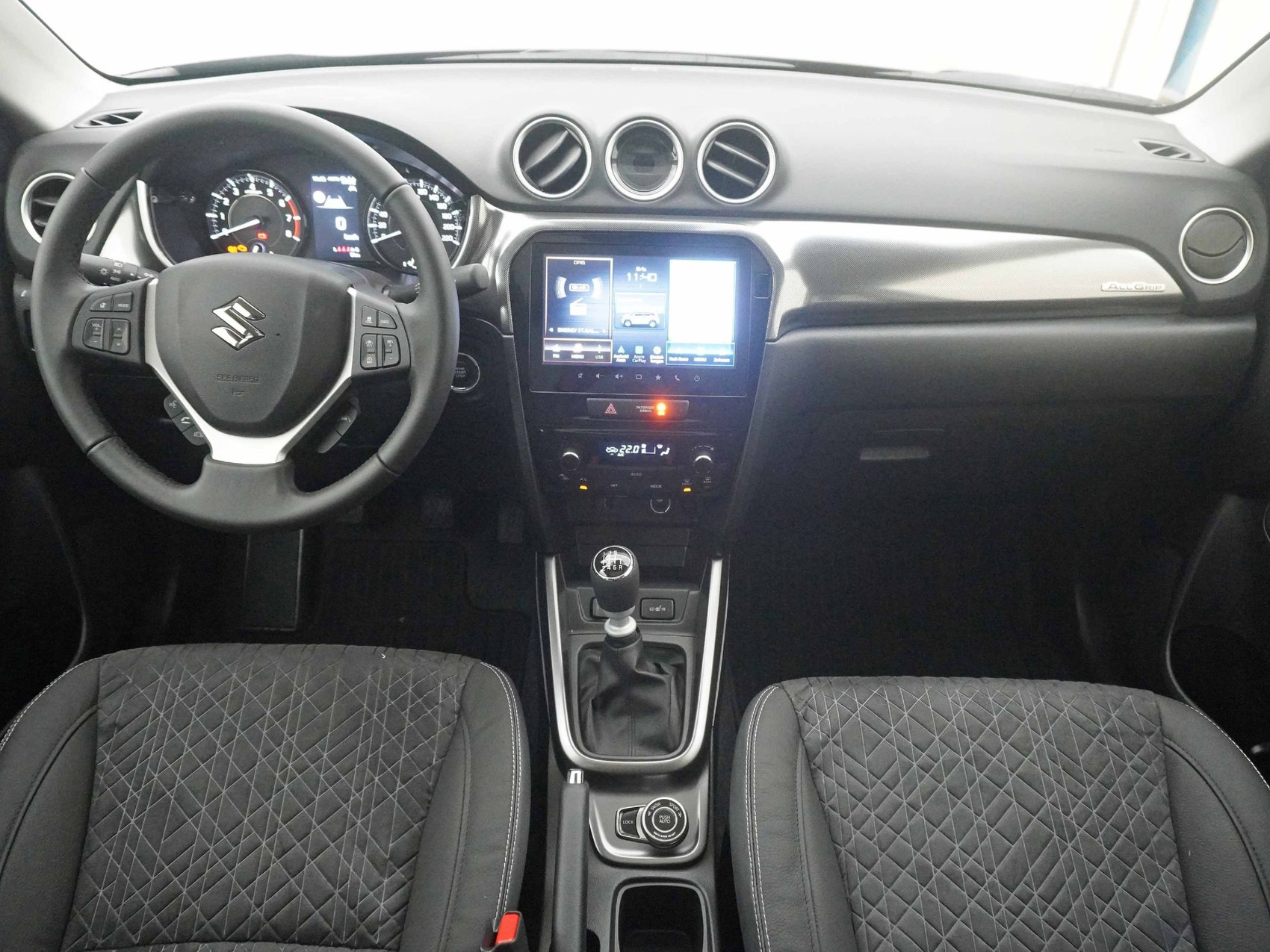 SUZUKI Vitara 1.4 T Compact Top Hybrid 4×4