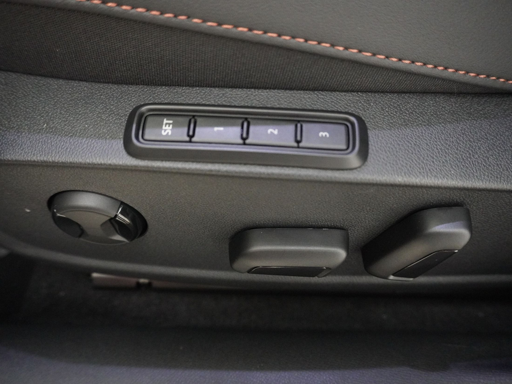 CUPRA Leon ST 1.5 eTSI DSG