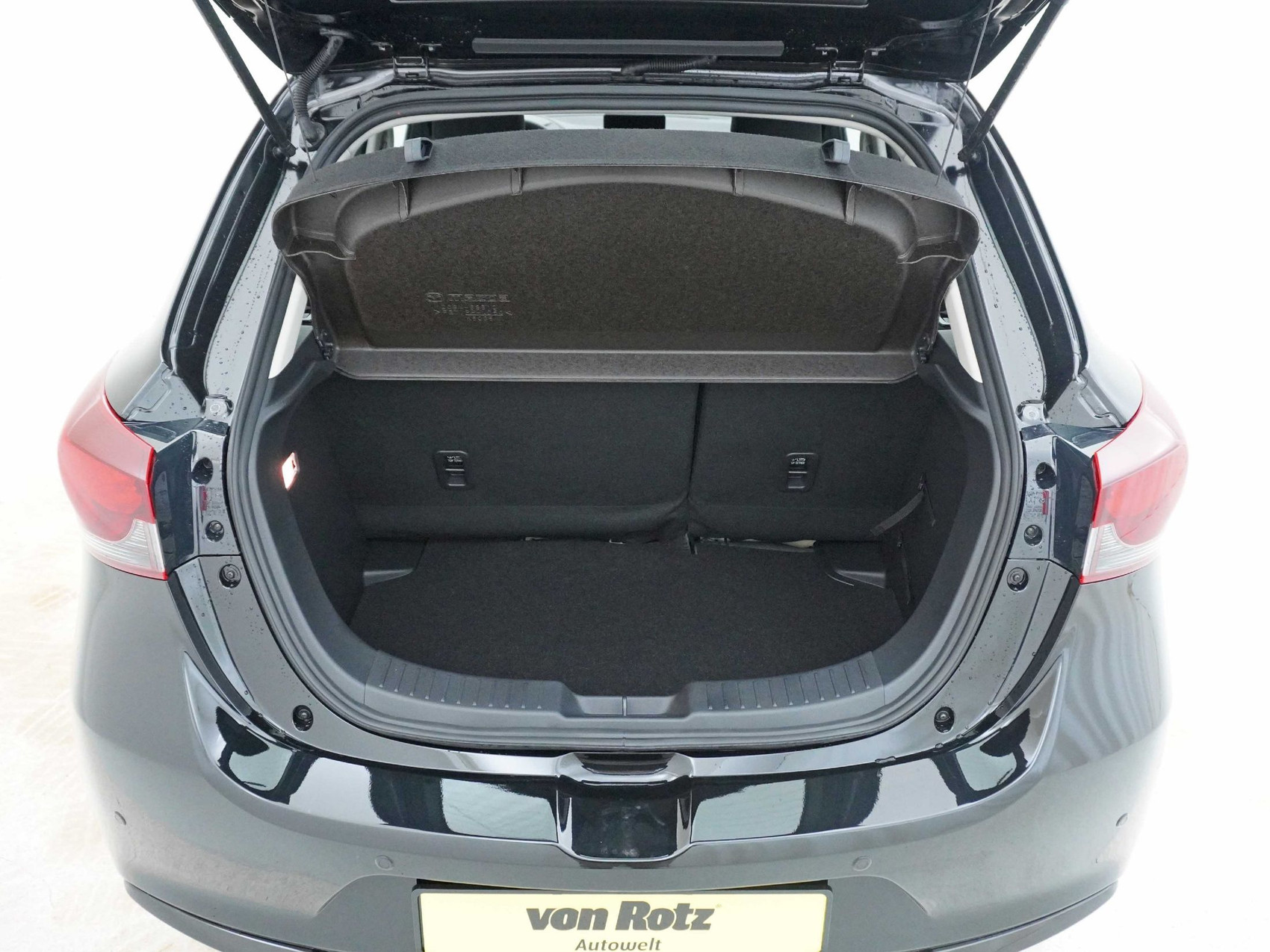 MAZDA 2 1.5 90 Center-Line