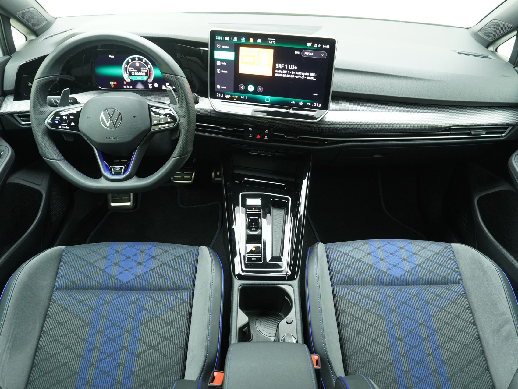 VW Golf 8.5 2.0 TSI DSG R Black Edition 4Motion (2025)