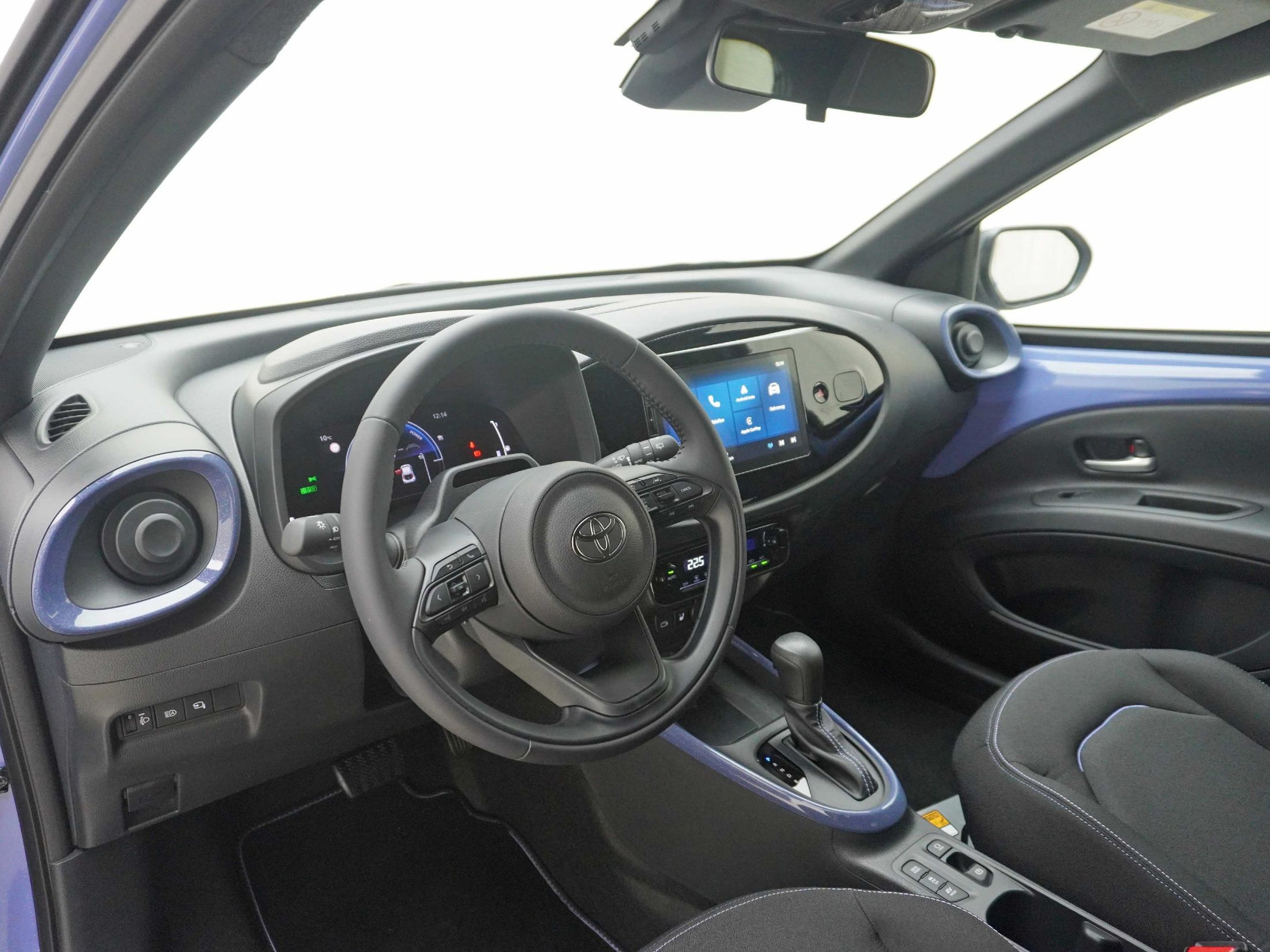 TOYOTA Aygo X 1.5 VVT-i HSD Trend ** Hybrid **