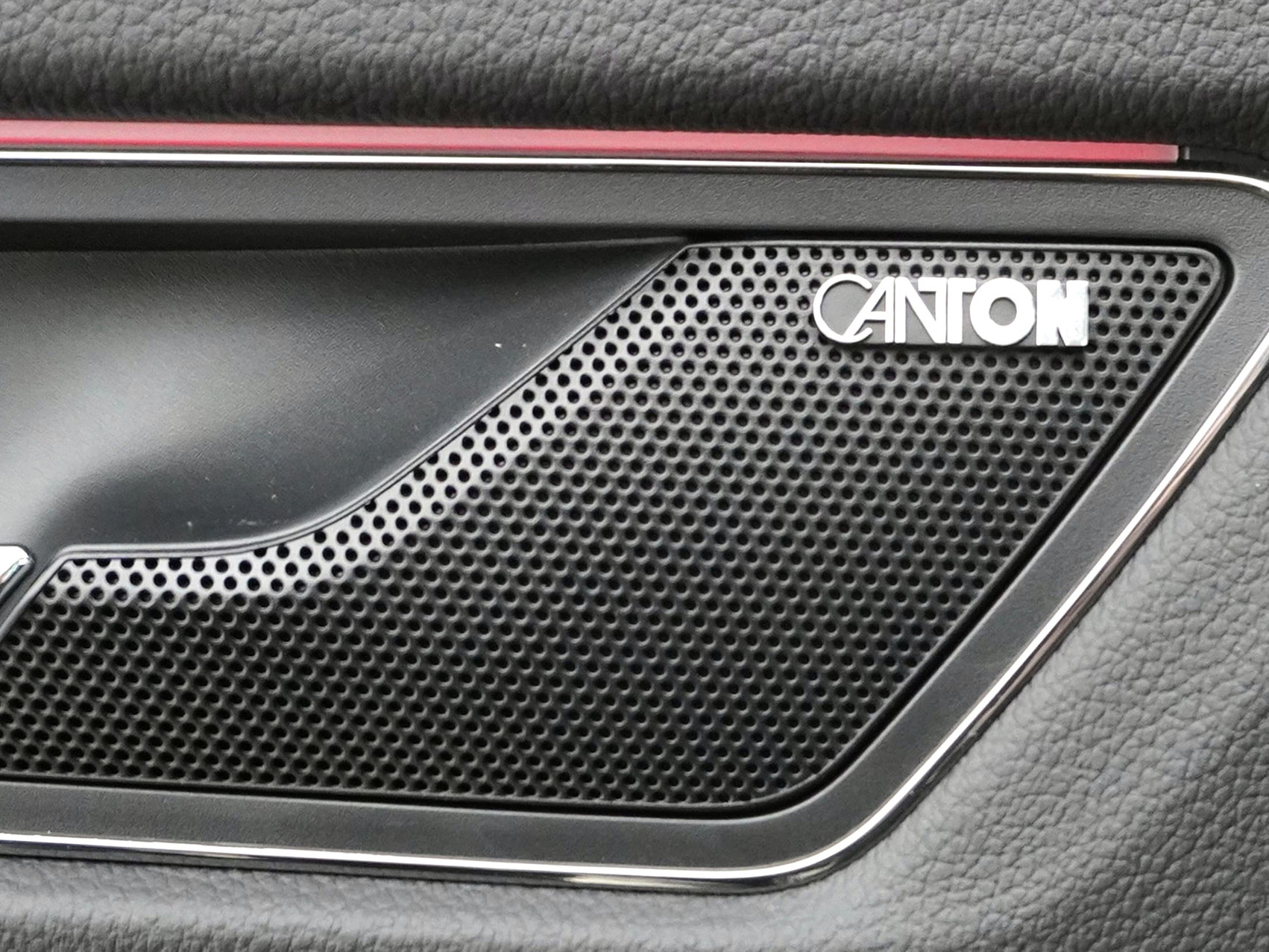 SKODA Karoq 2.0 TSI SportLine DSG 4×4