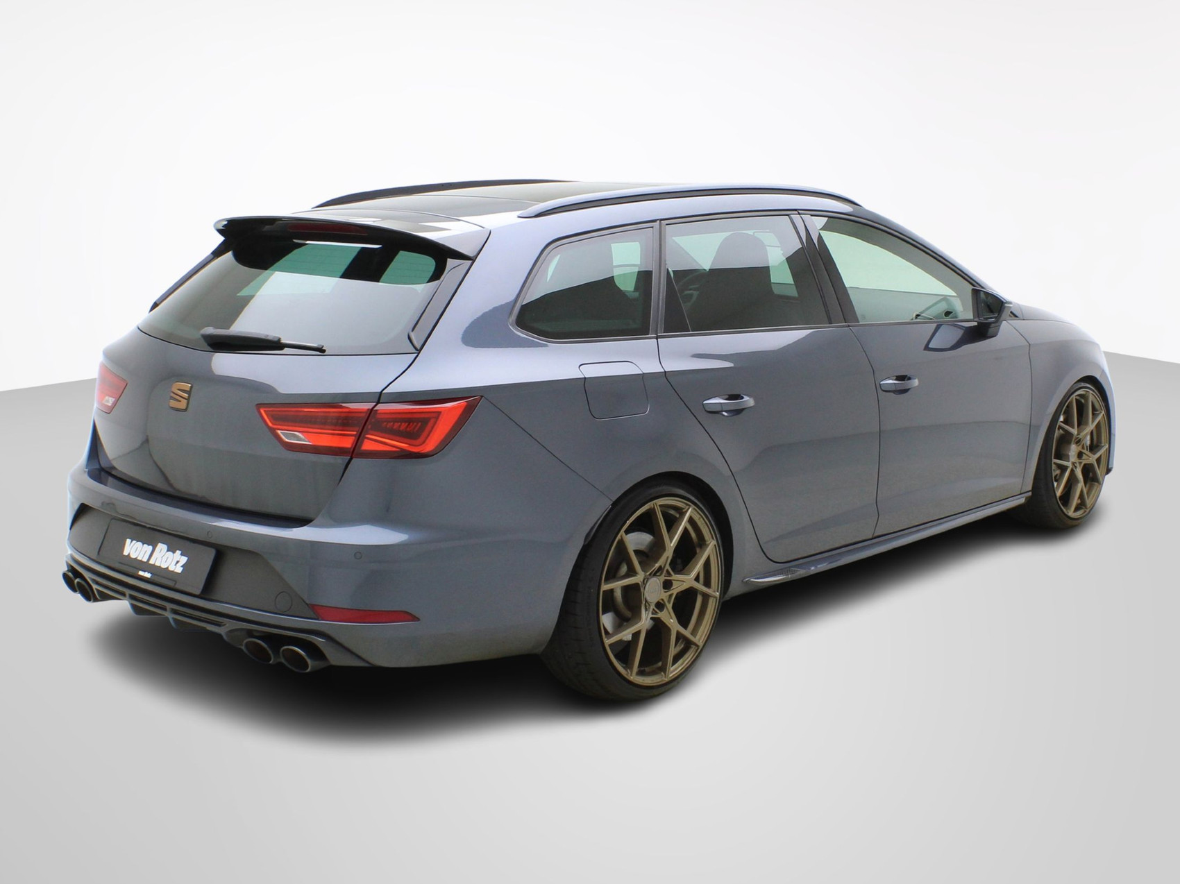 SEAT Leon ST 2.0 TSI DSG Cupra 4Drive