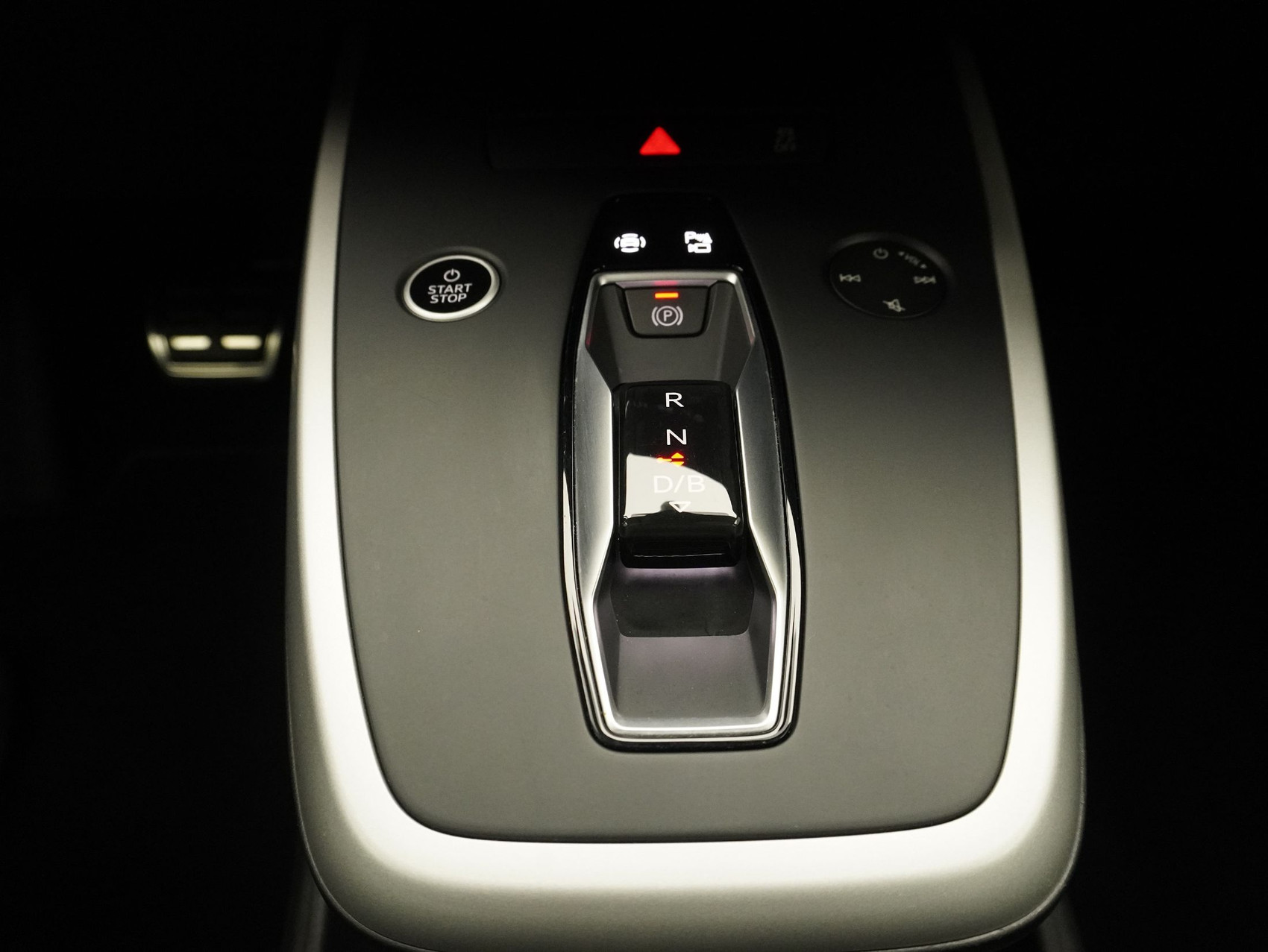 AUDI Q4 e-tron 50 quattro