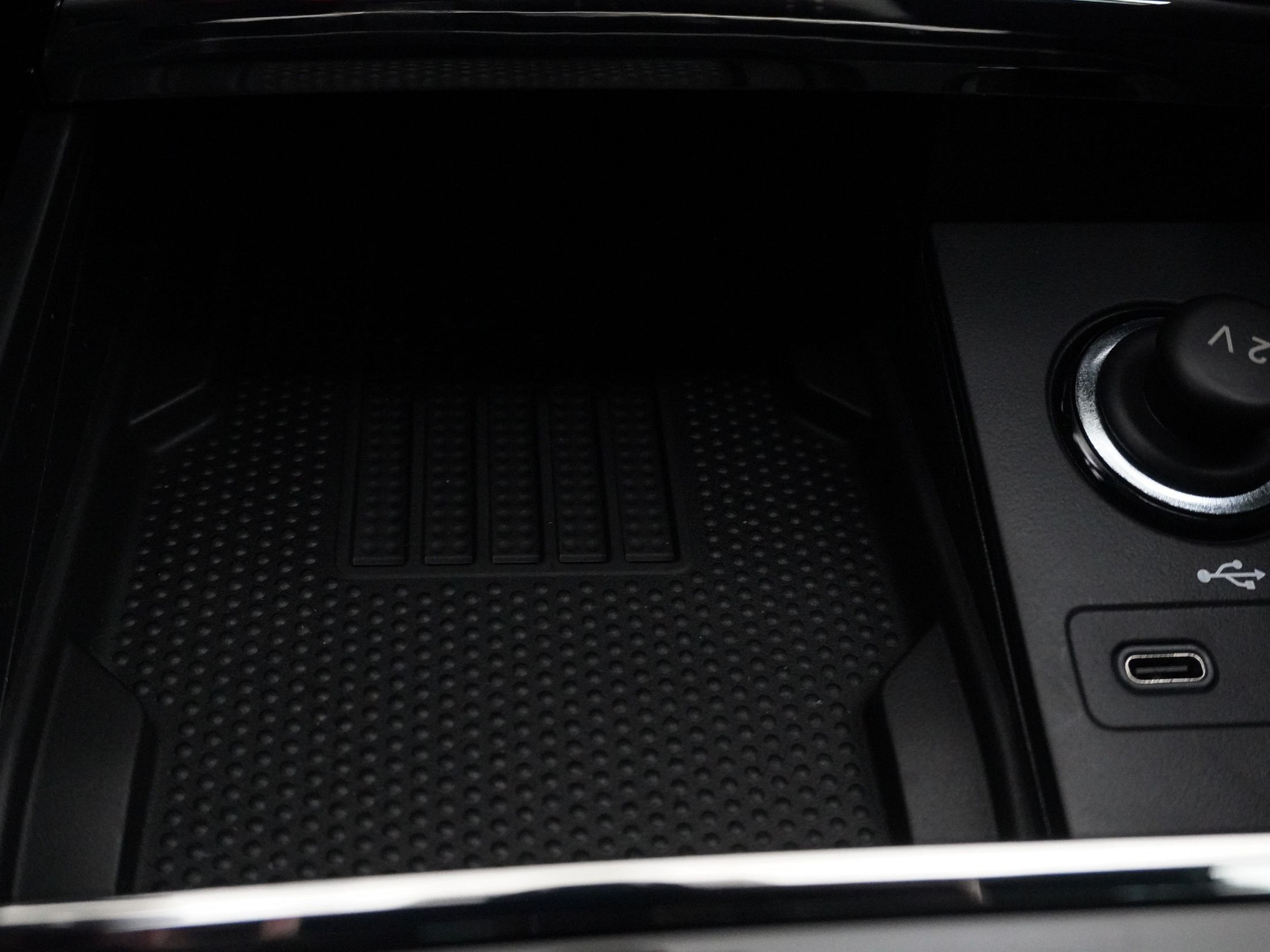 SKODA Karoq 2.0 TDI SportLine 4×4 DSG