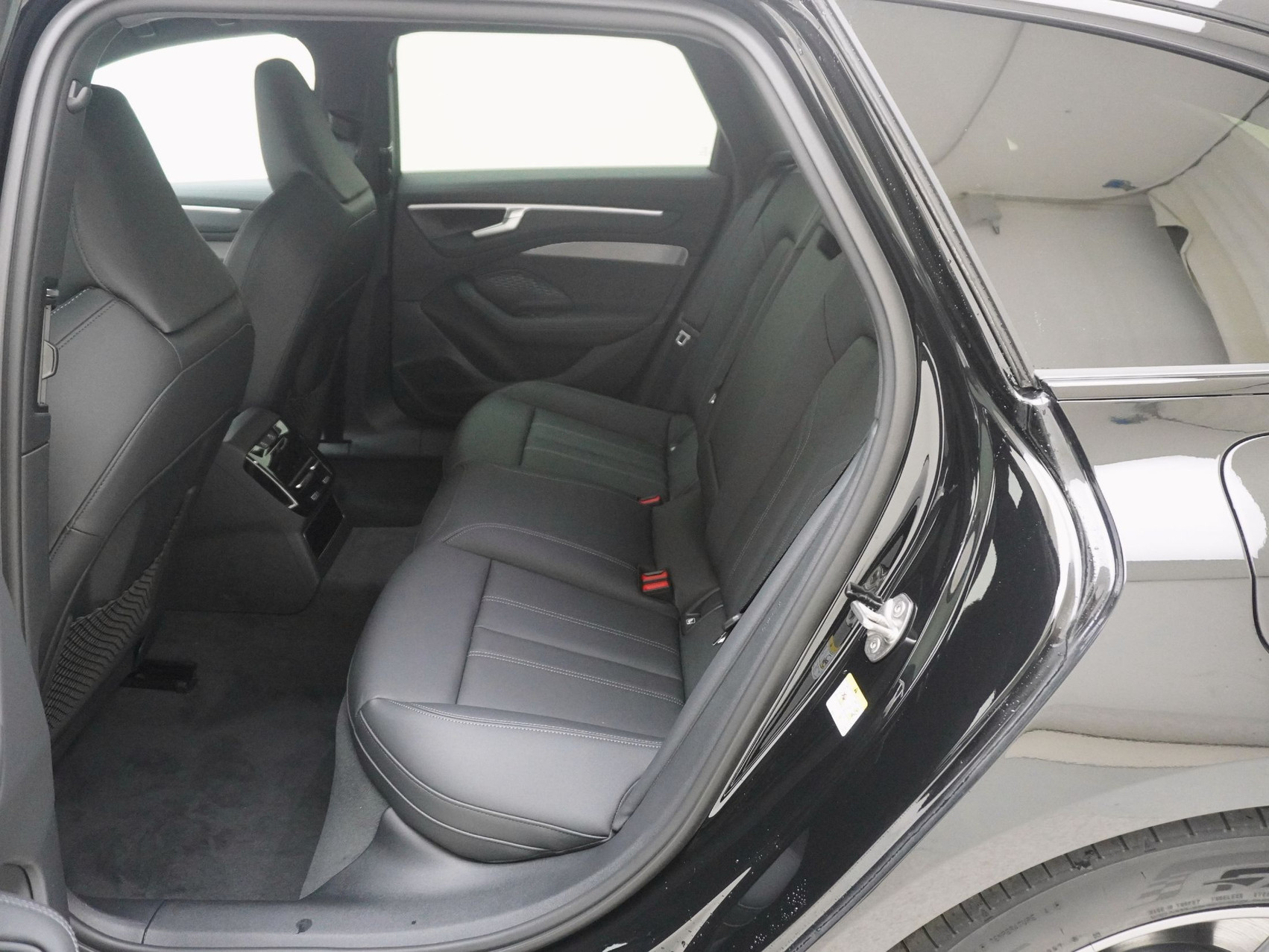 AUDI A6 Avant 2.0 e-hybrid S line quattro S-Tronic