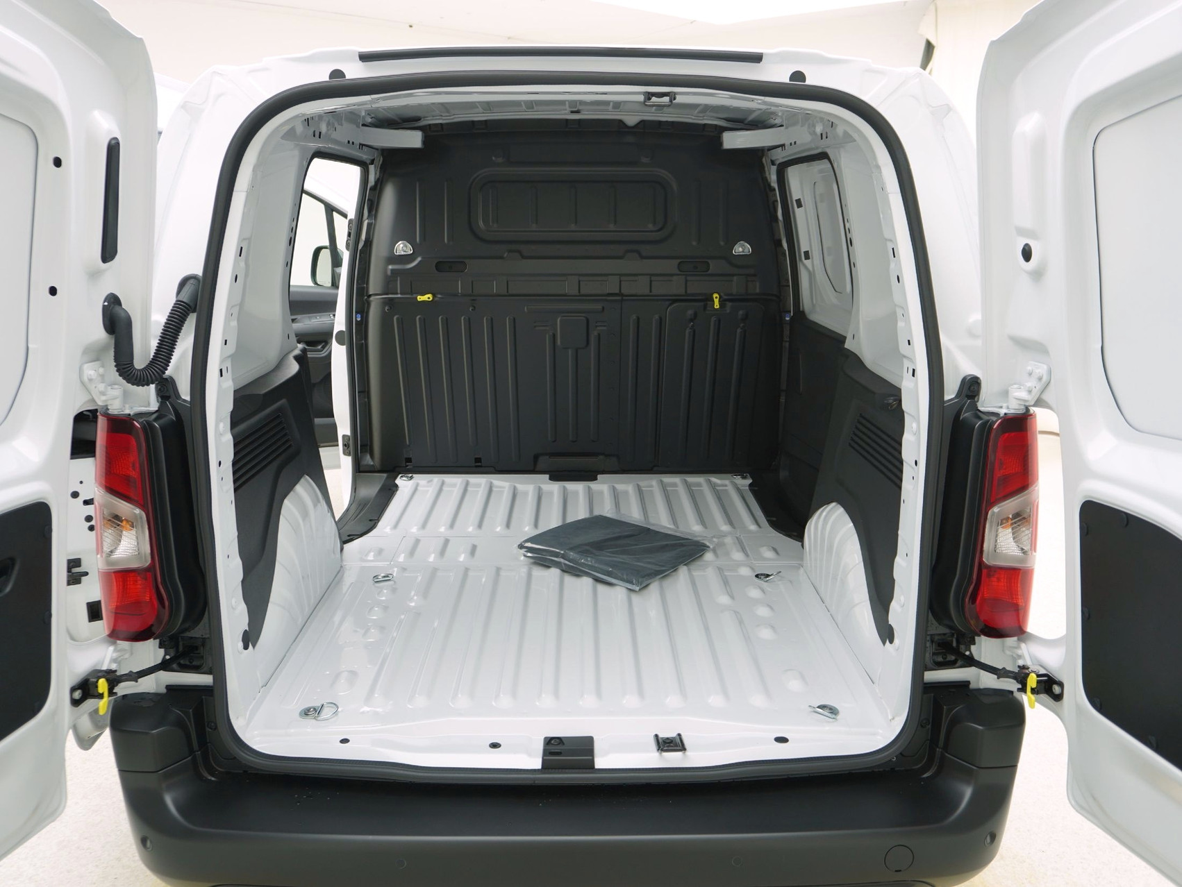 TOYOTA Proace City PROACE CITY Van L1 52KWh Active ** 330 km Reichweite **