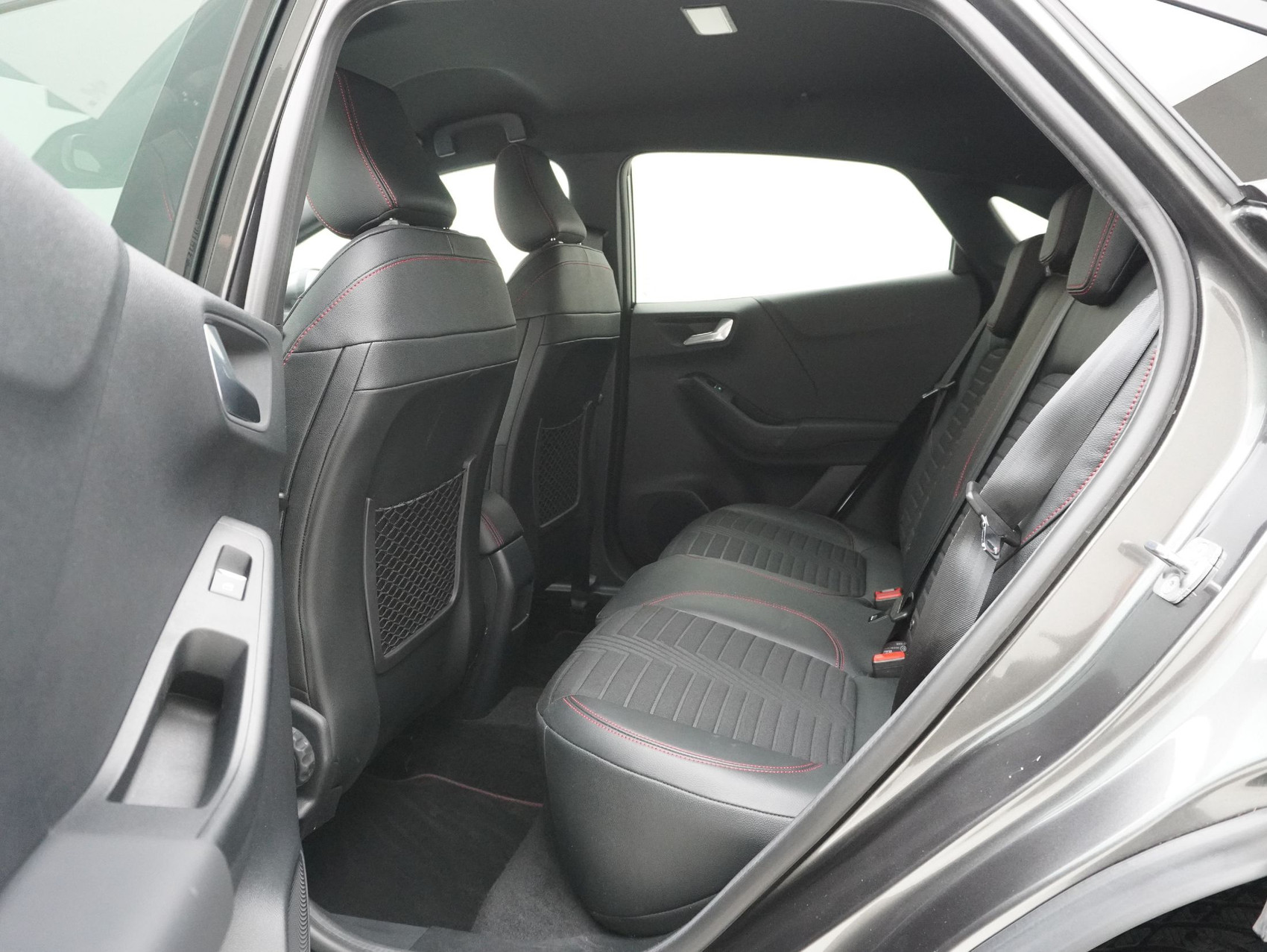 FORD Puma 1.0 EcoB Hybrid ST-Line X