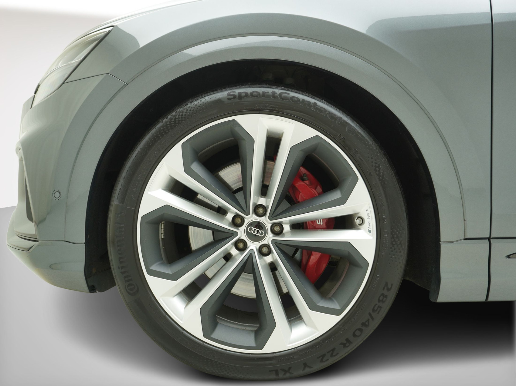 AUDI SQ8 4.0 V8 TFSI quattro T-Tronic **Vollleder/Massage-Sitze/AHK/SoftClose/Standheizung/u.v.m.**