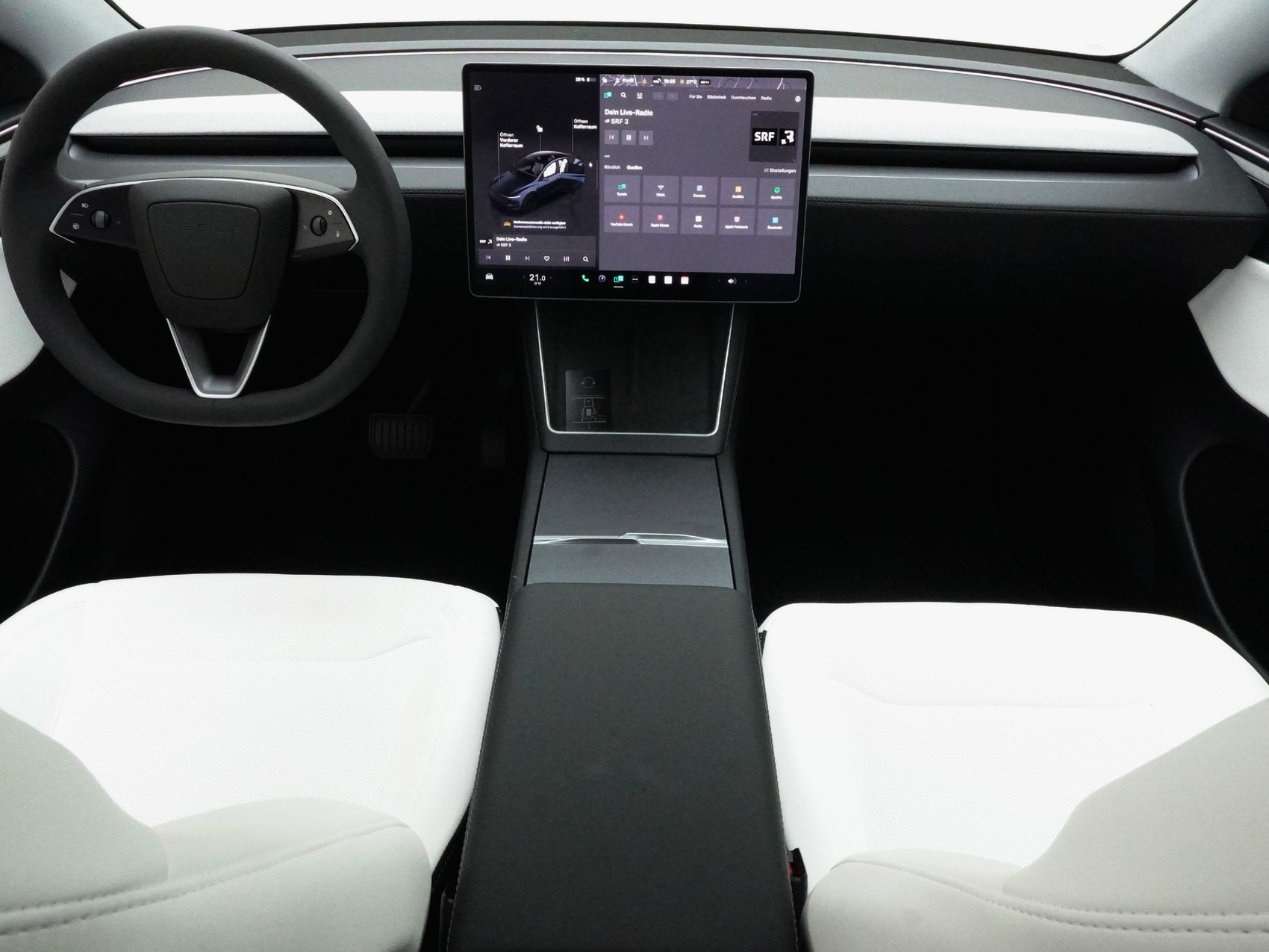 TESLA Model Y Premium AWD