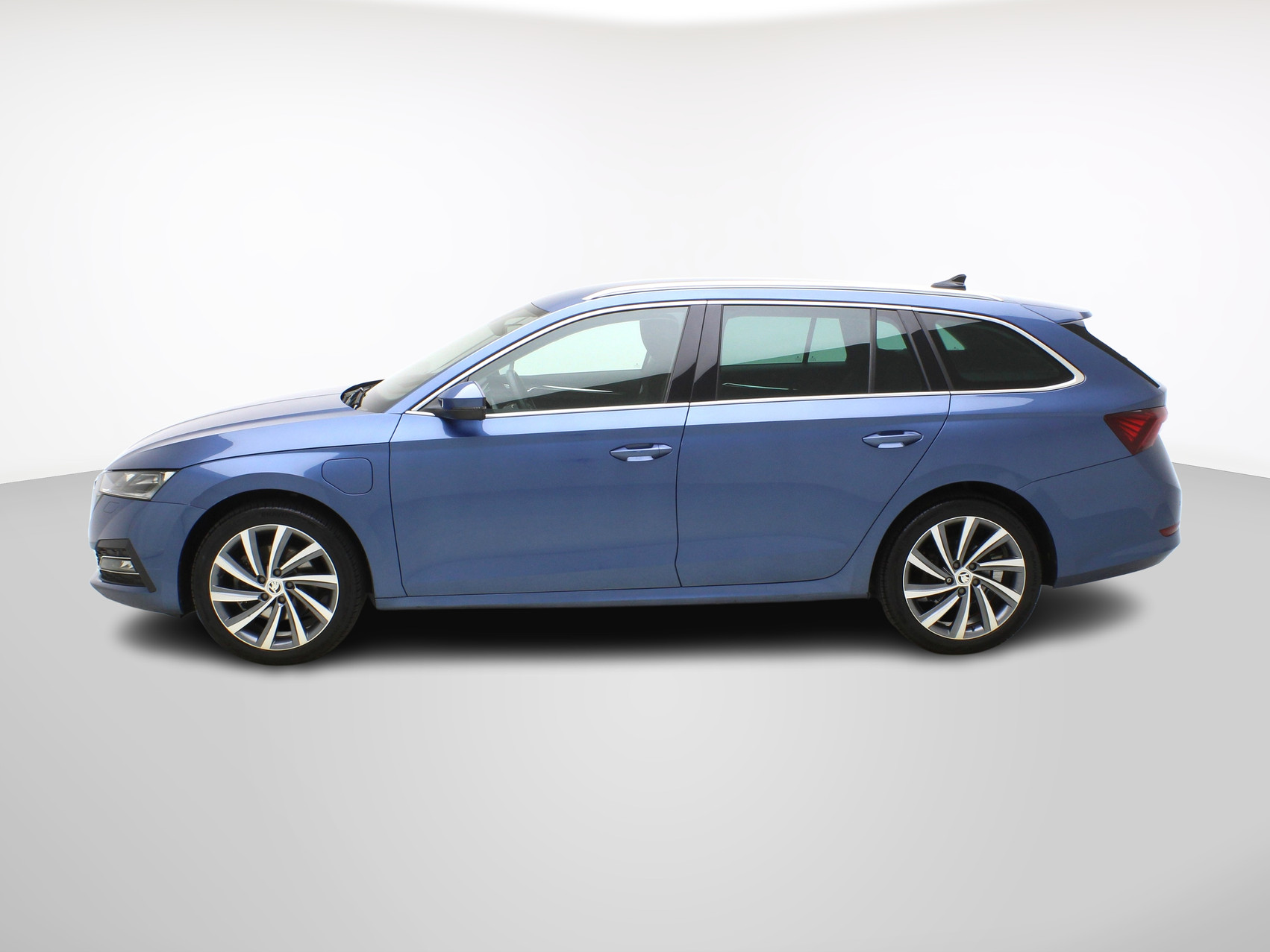 SKODA Octavia Combi 1.4 TSI DSG PHEV Style