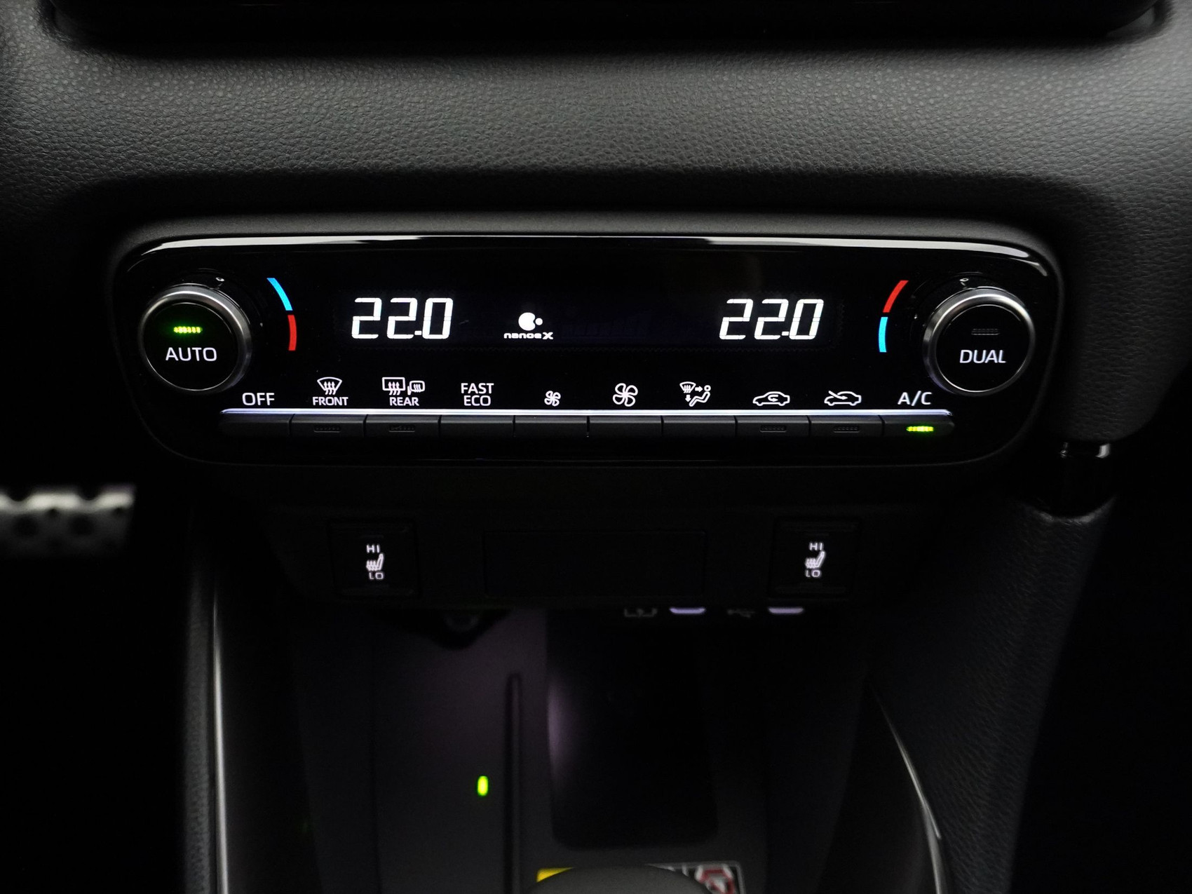 TOYOTA Yaris 1.5 VVT-i HSD GR Sport **  130 PS **