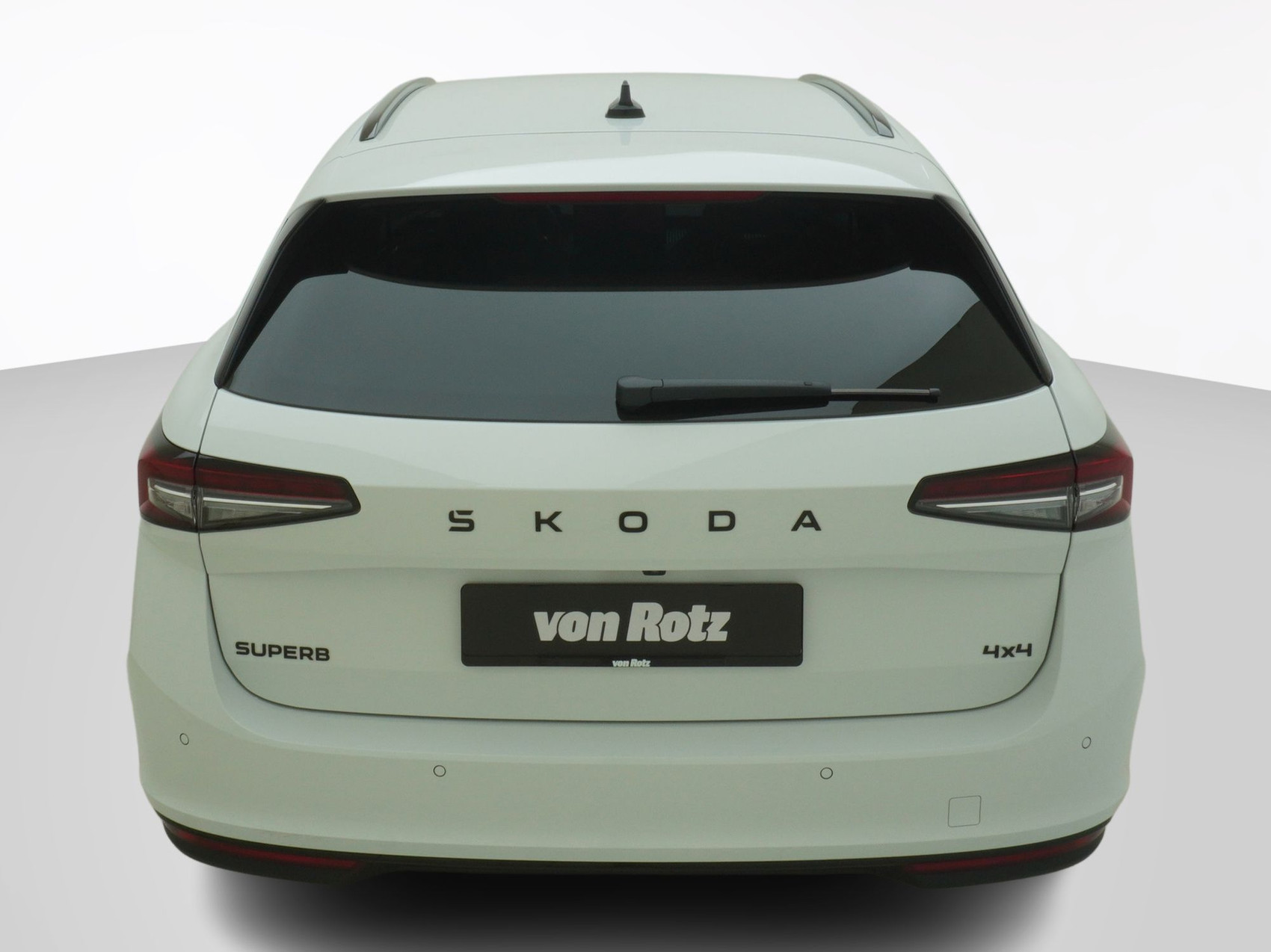 SKODA Superb 2.0 TSI Sportline 4×4 DSG