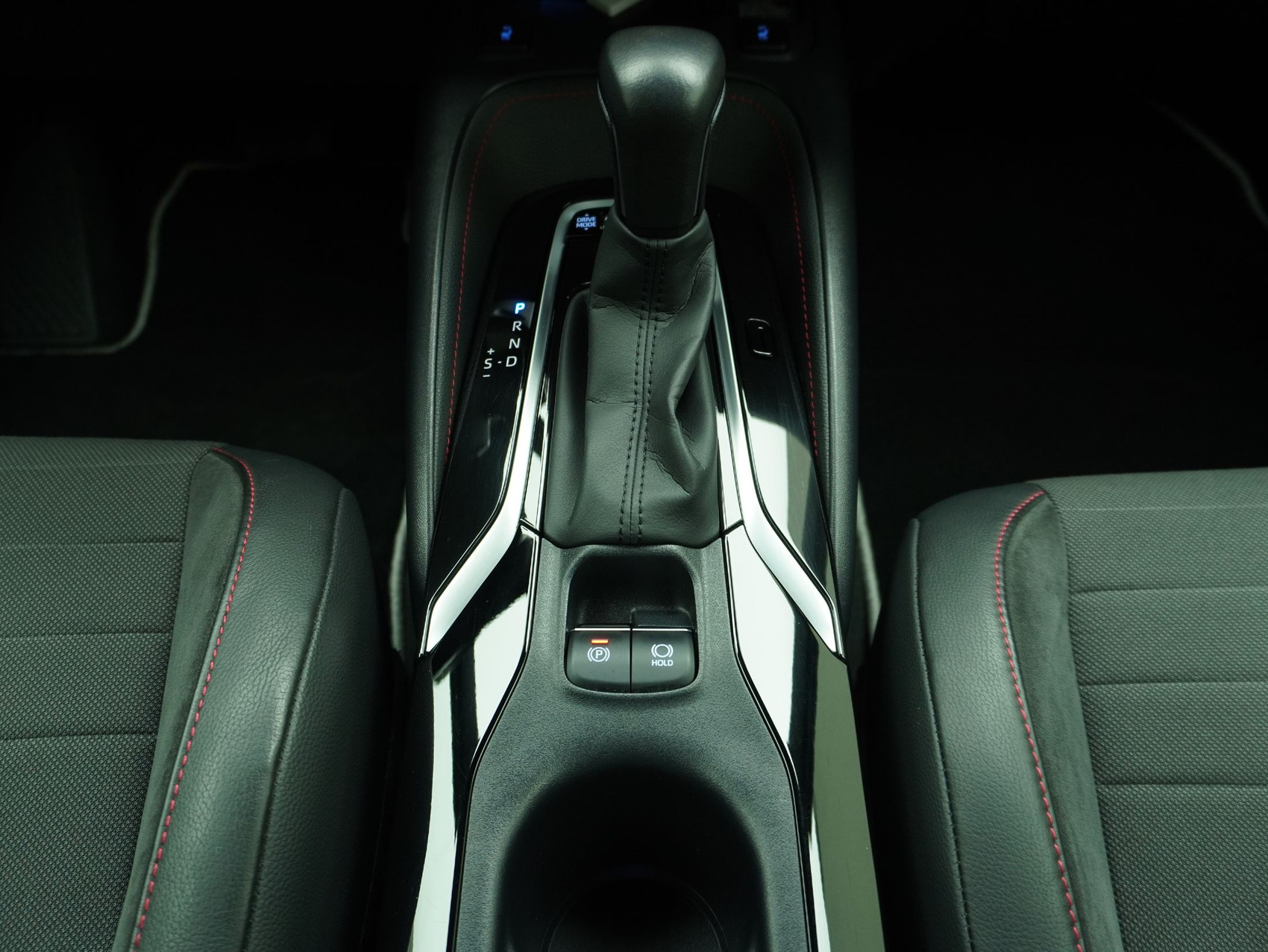 TOYOTA Corolla 2.0 HSD Premium