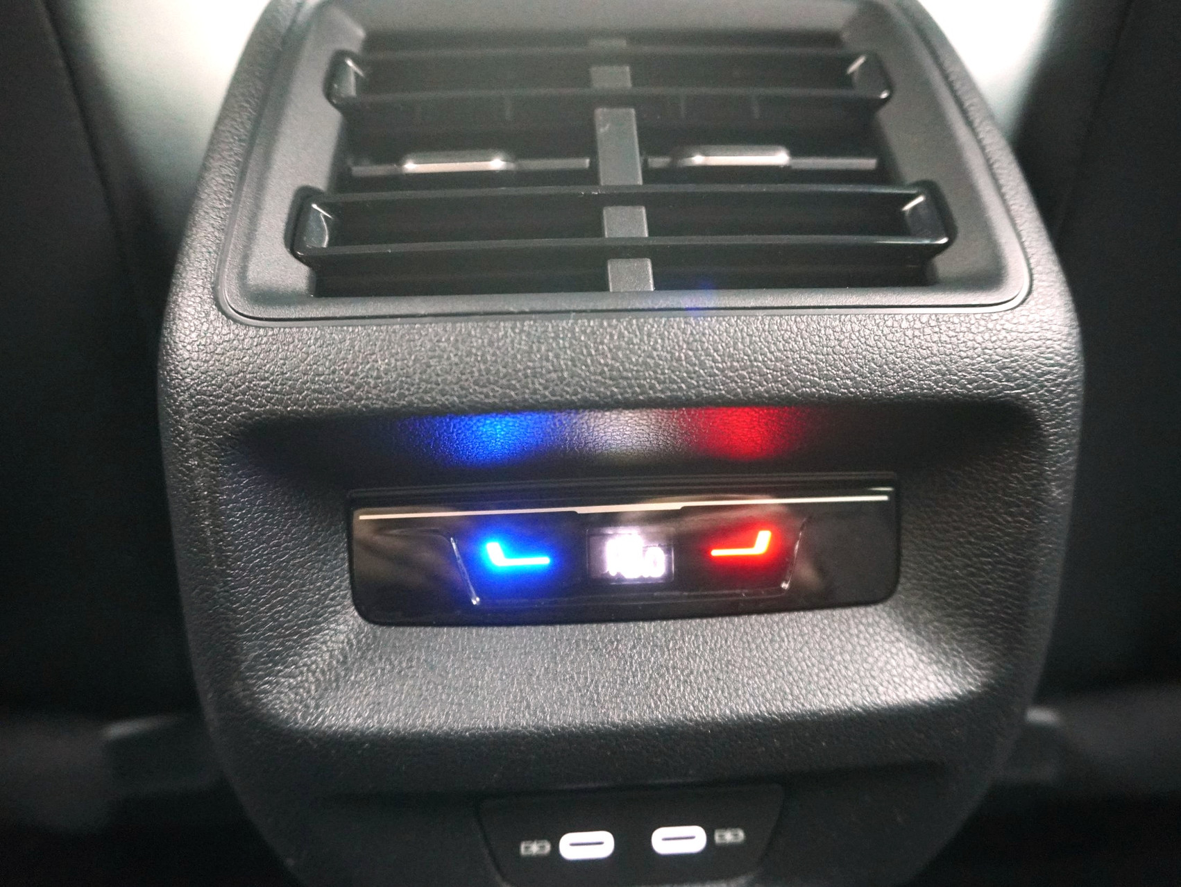 VW Tiguan 2.0 TSI DSG R-Line Black Style 4Motion (2025)