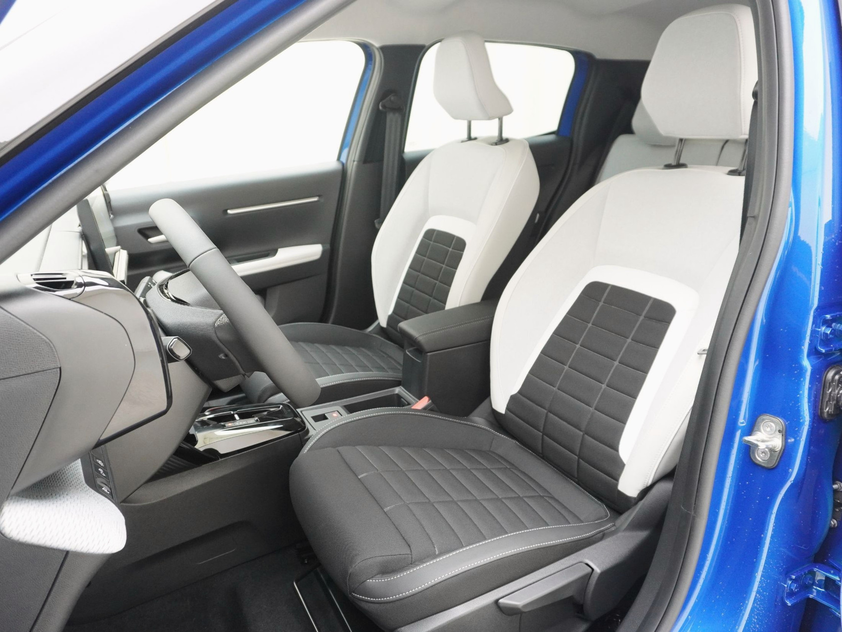 CITROËN C3 1.2 Hybrid Max