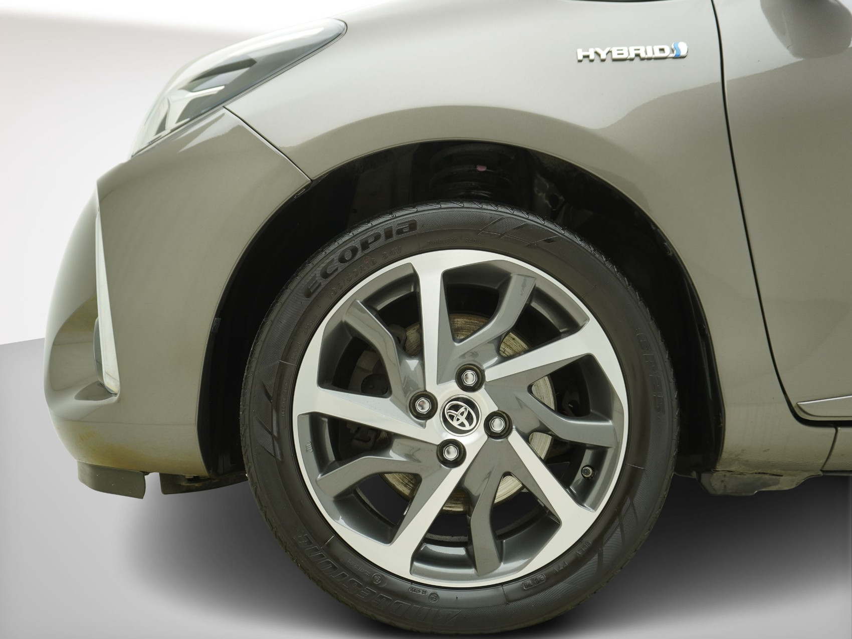 TOYOTA Yaris 1.5 VVT-i HSD Y20