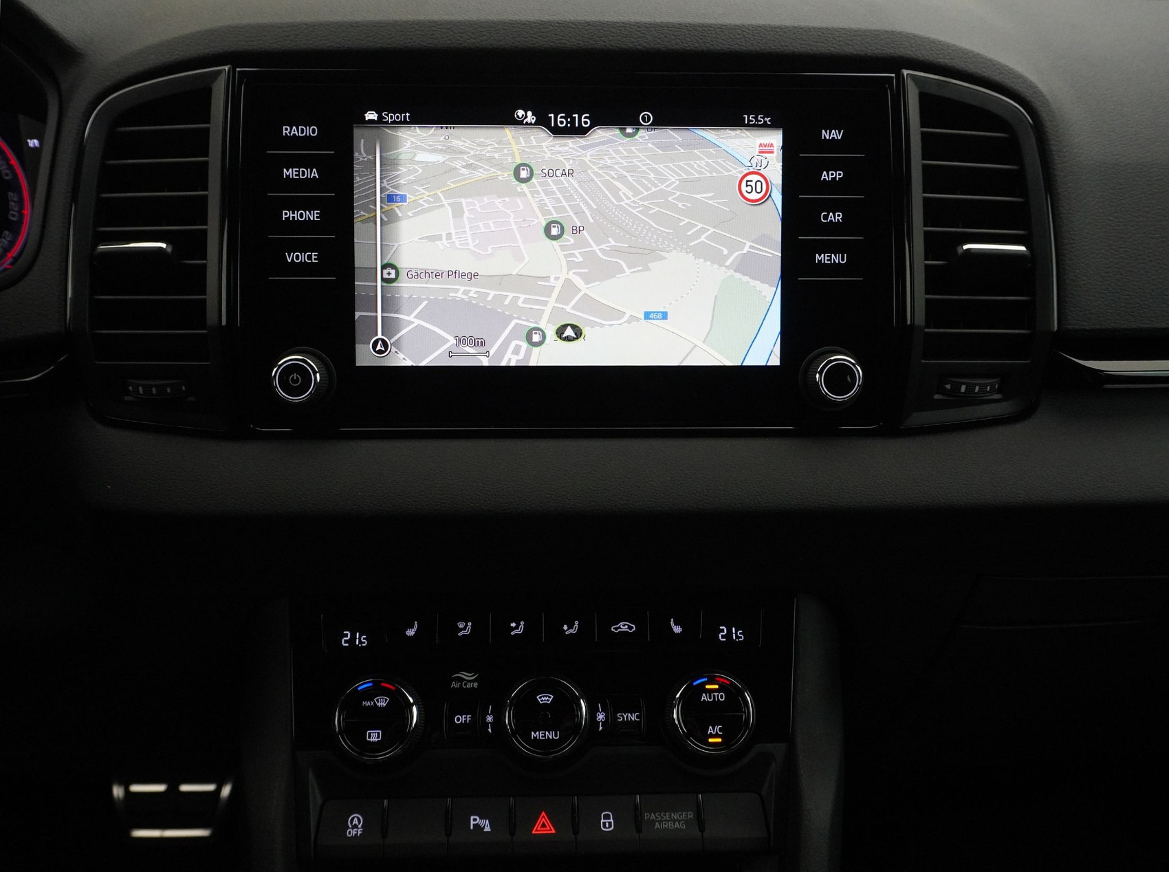 SKODA Karoq 2.0 TSI SportLine DSG 4×4