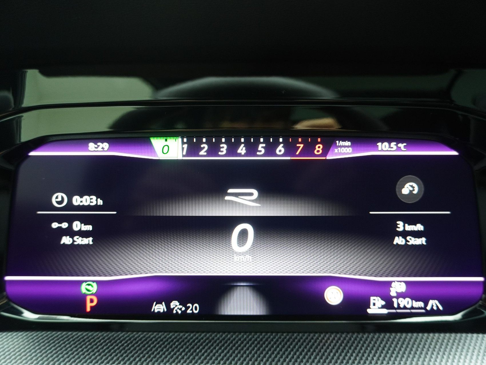 VW Golf 8.5 Variant 2.0 TSI DSG R-Performance 4Motion (2025)