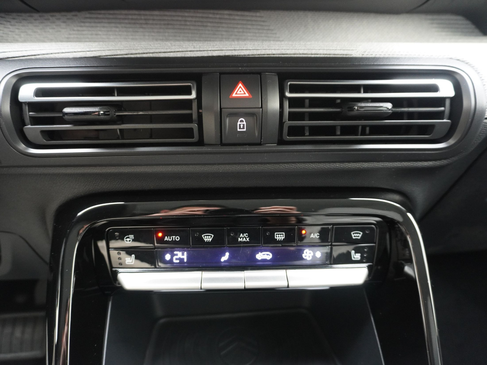 CITROËN C3 1.2 Hybrid Max