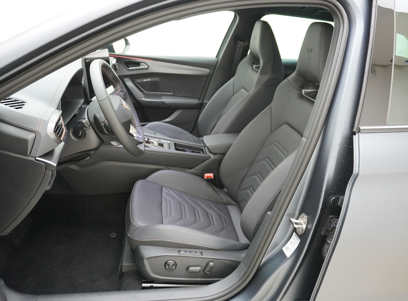 CUPRA Leon ST 2.0 TSI VZ 4Drive DSG