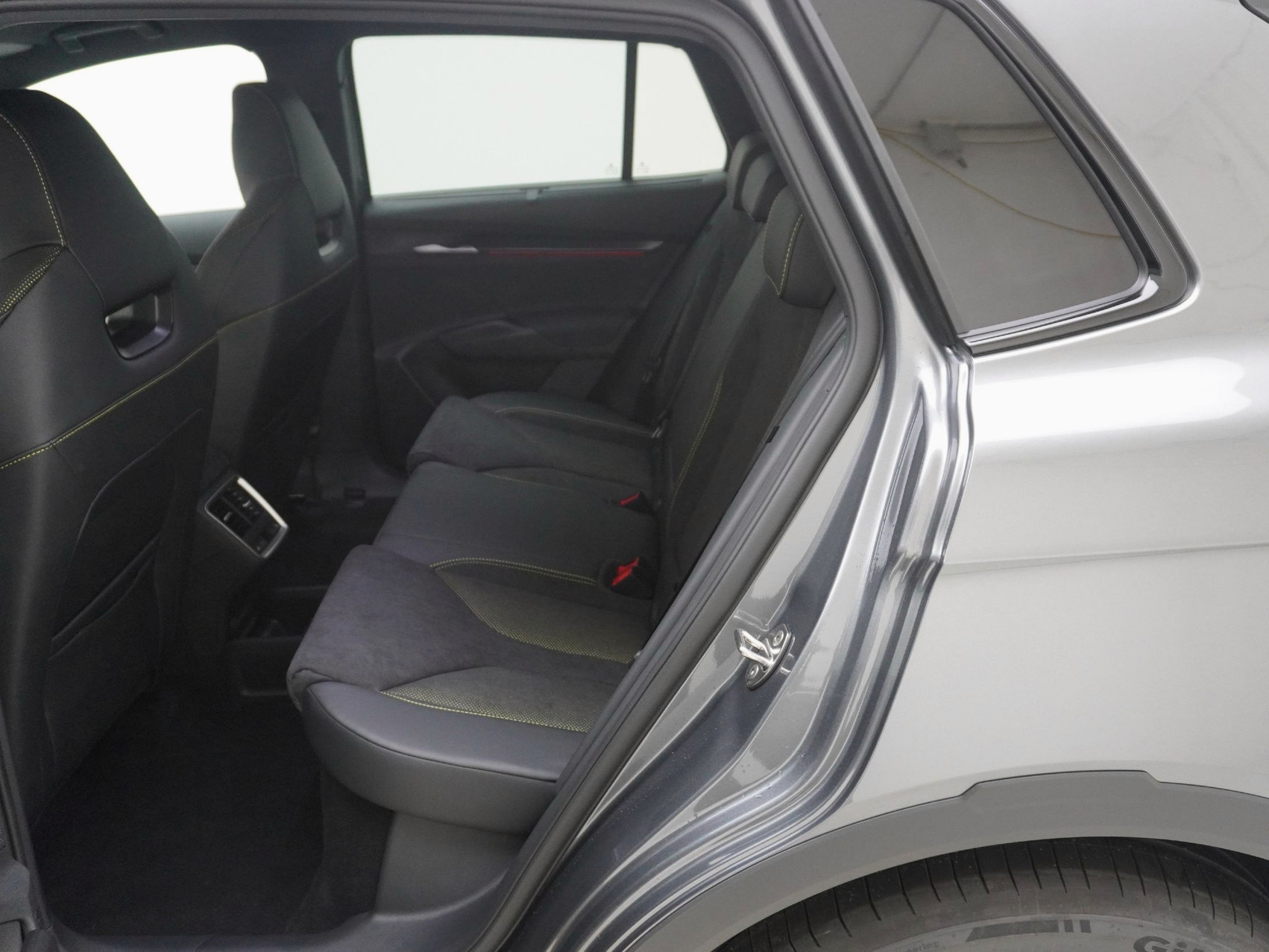 SKODA Elroq RS-Advanced 4×4