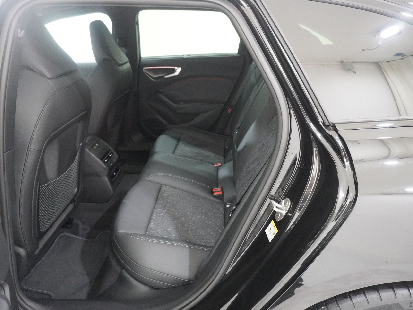 AUDI A6 e-tron Avant quattro S line