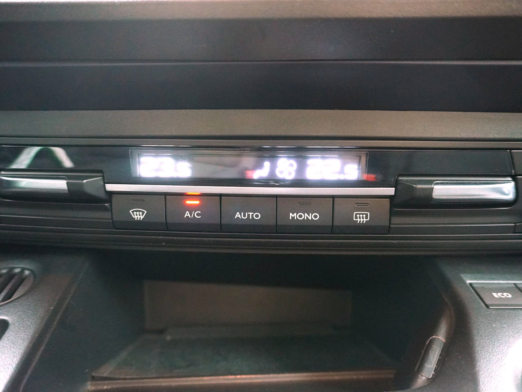 PEUGEOT Rifter 1.2 PureTech Allure EAT8