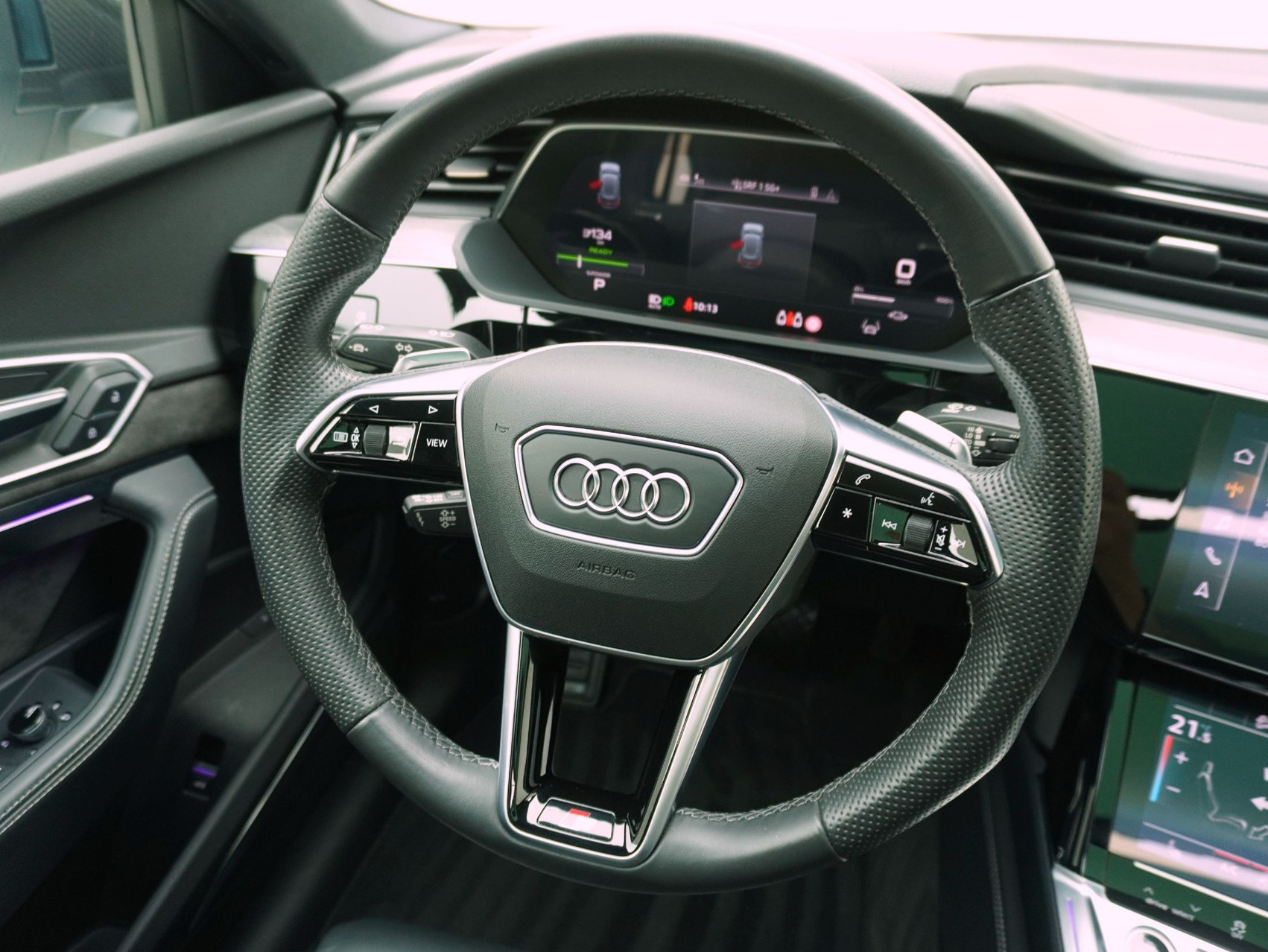 AUDI e-tron 55 S Line quattro
