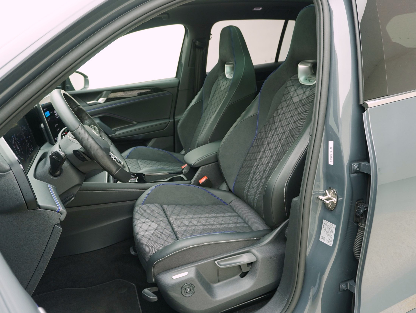 VW Tiguan 2.0 TSI DSG R-Line 4Motion