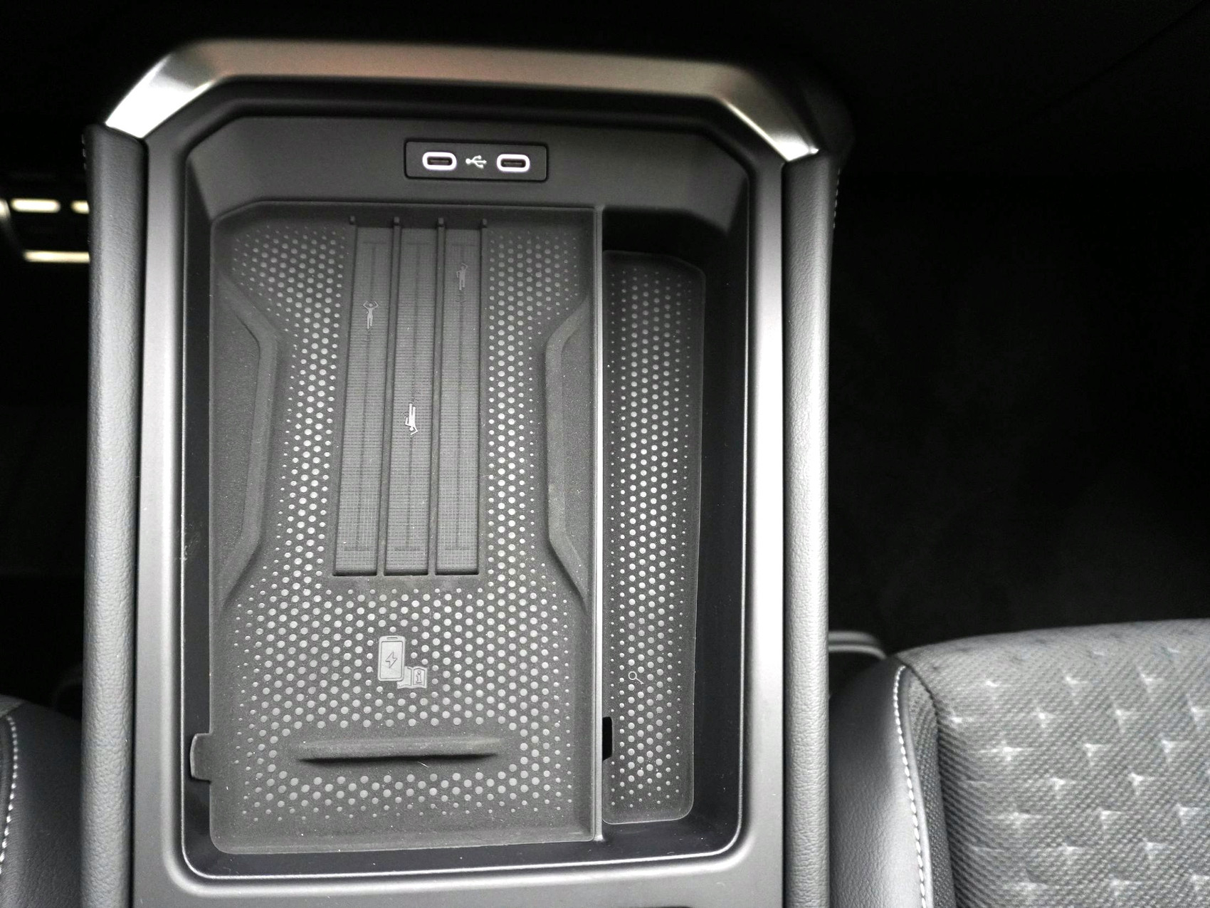 VW T-Roc 1.5 eTSI R-Line DSG