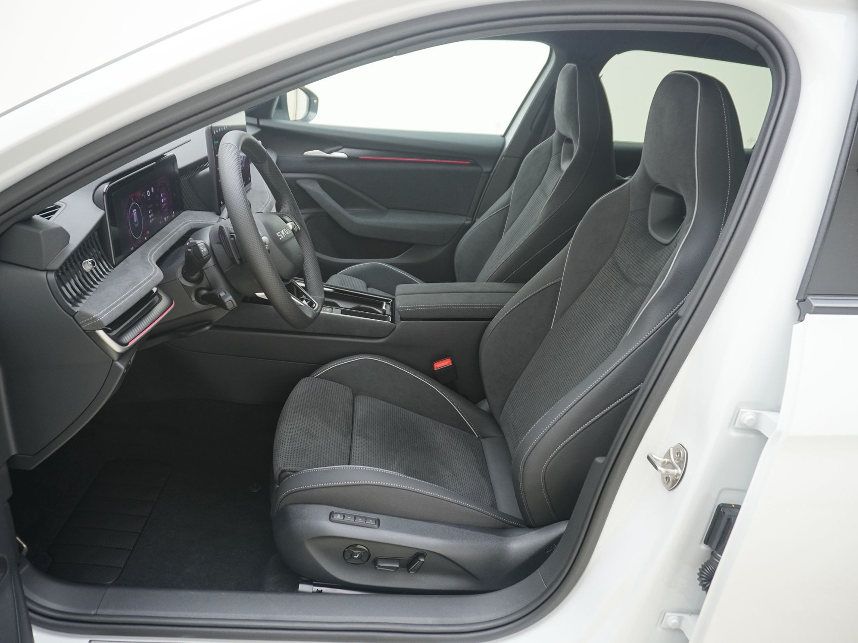 SKODA Superb 1.5 TSI Plug-in-Hybrid Sportline DSG