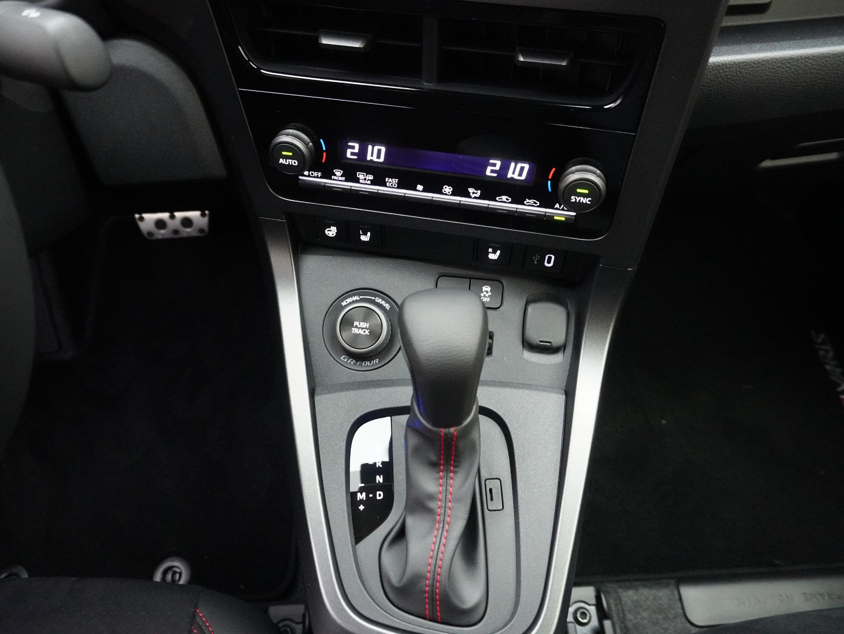 TOYOTA GR Yaris 1.6 Turbo Sport 4×4 ** Automat **