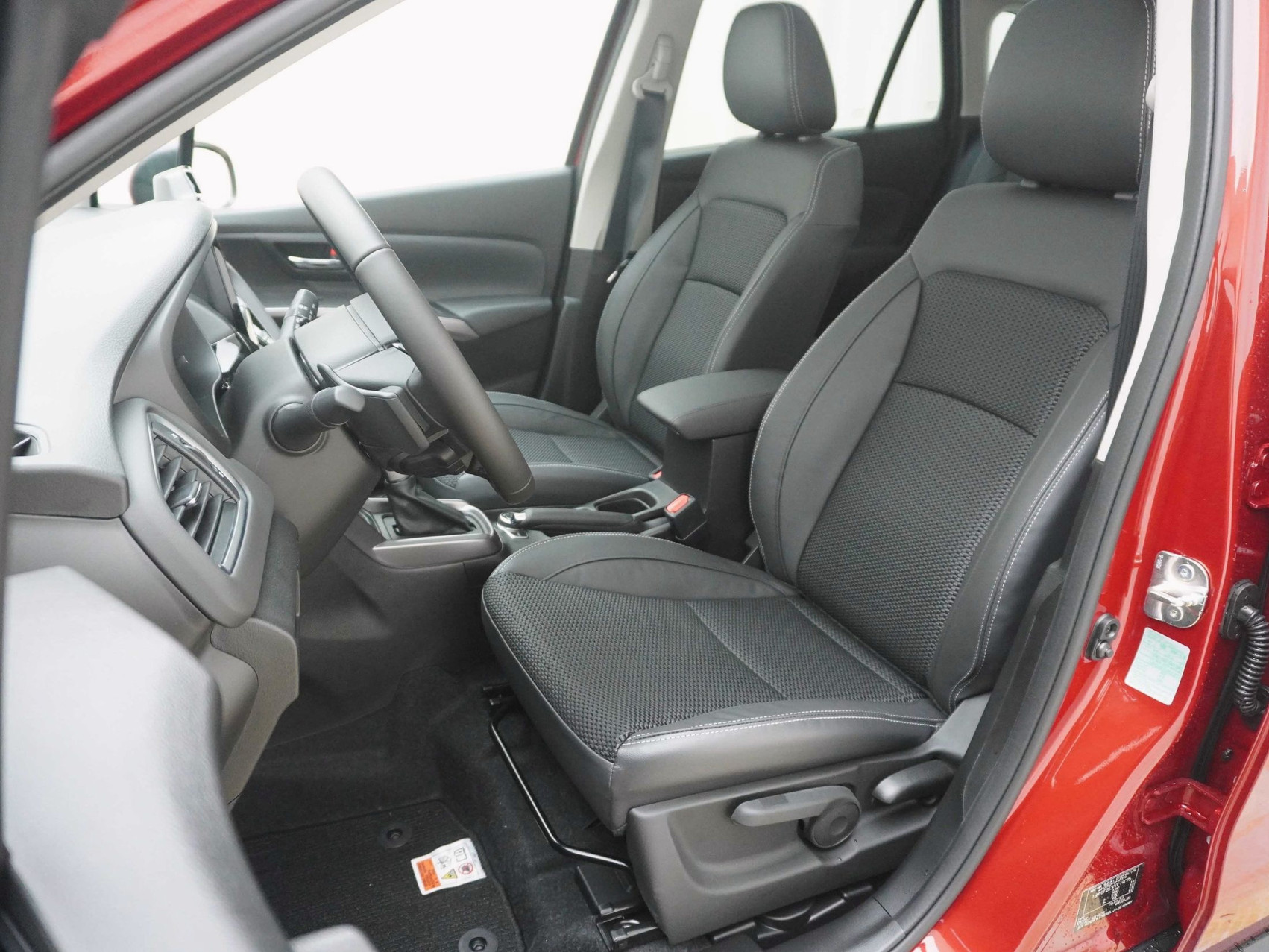 SUZUKI S-Cross 1.4 T Compact Top Hybrid 4×4