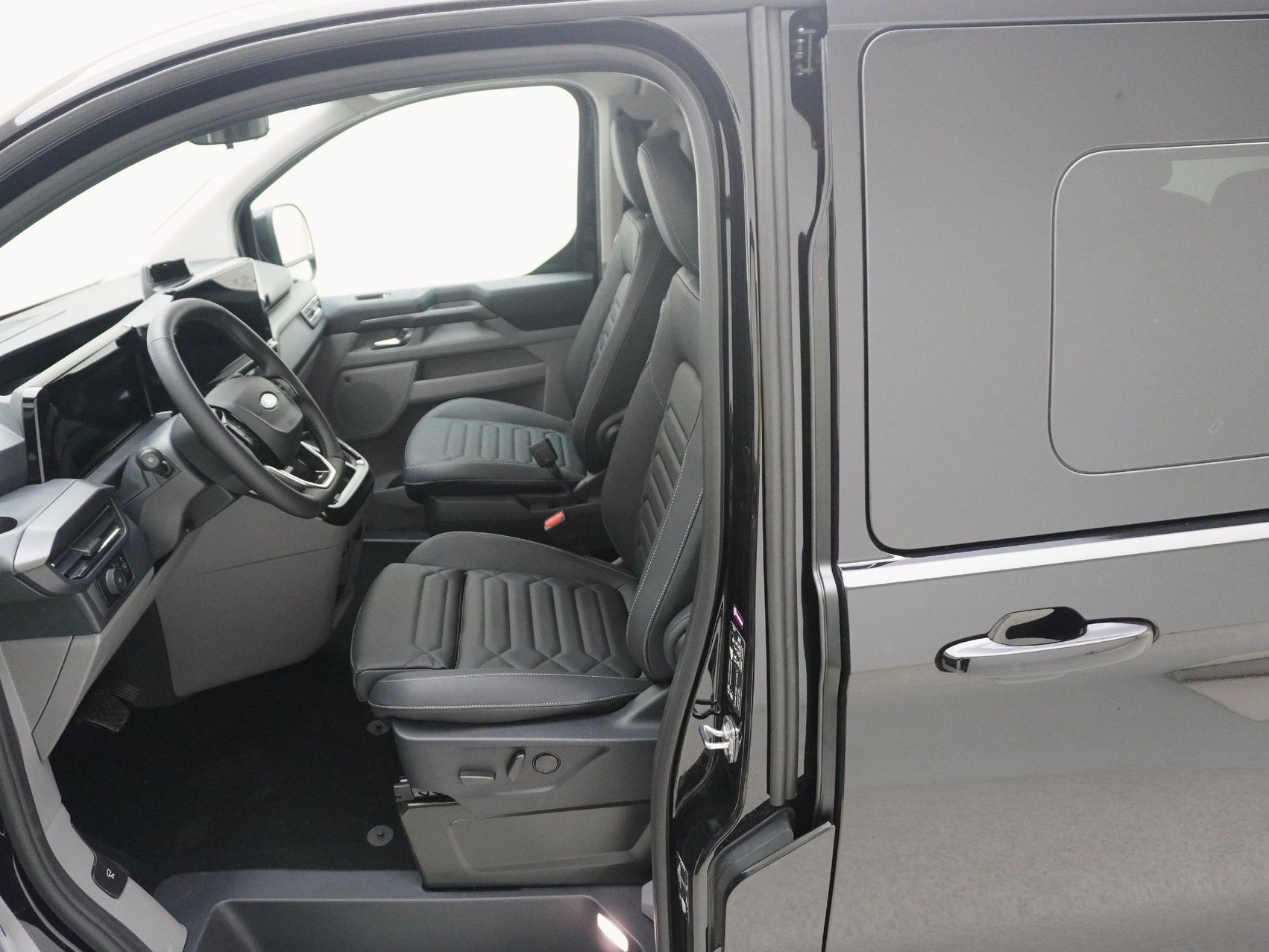 FORD Tourneo Custom 320 L2 2.0 TDCI Titanium X
