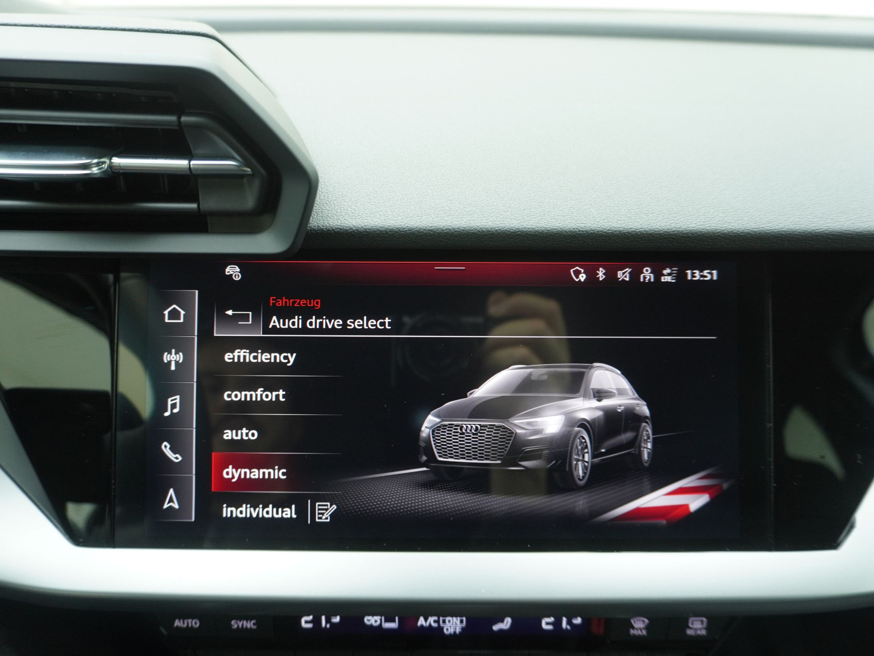 AUDI A3 Sportback 40 TFSI S line quattro S-Tronic **Audi Werksgarantie bis 09/2028**