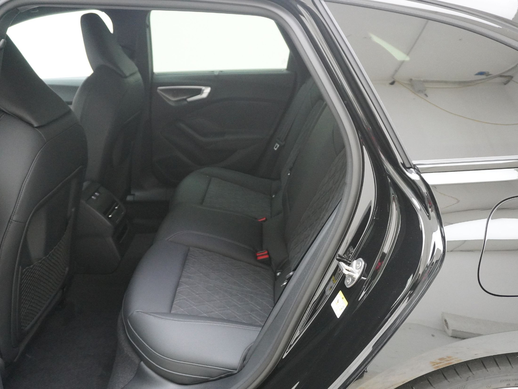 AUDI A5 Avant 2.0 e-hybrid S line quattro S-Tronic