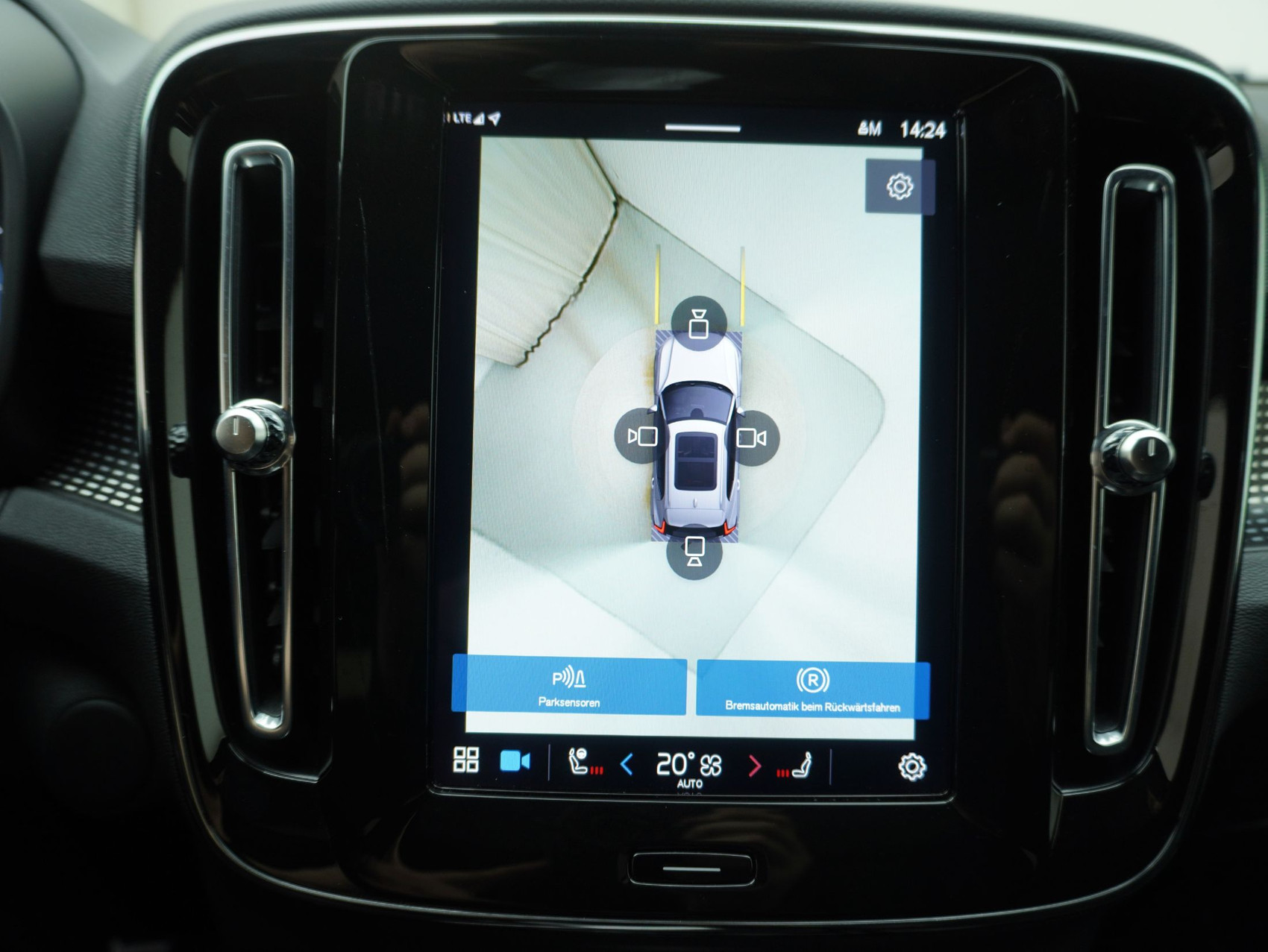 VOLVO XC40 P8 Twin Pro AWD